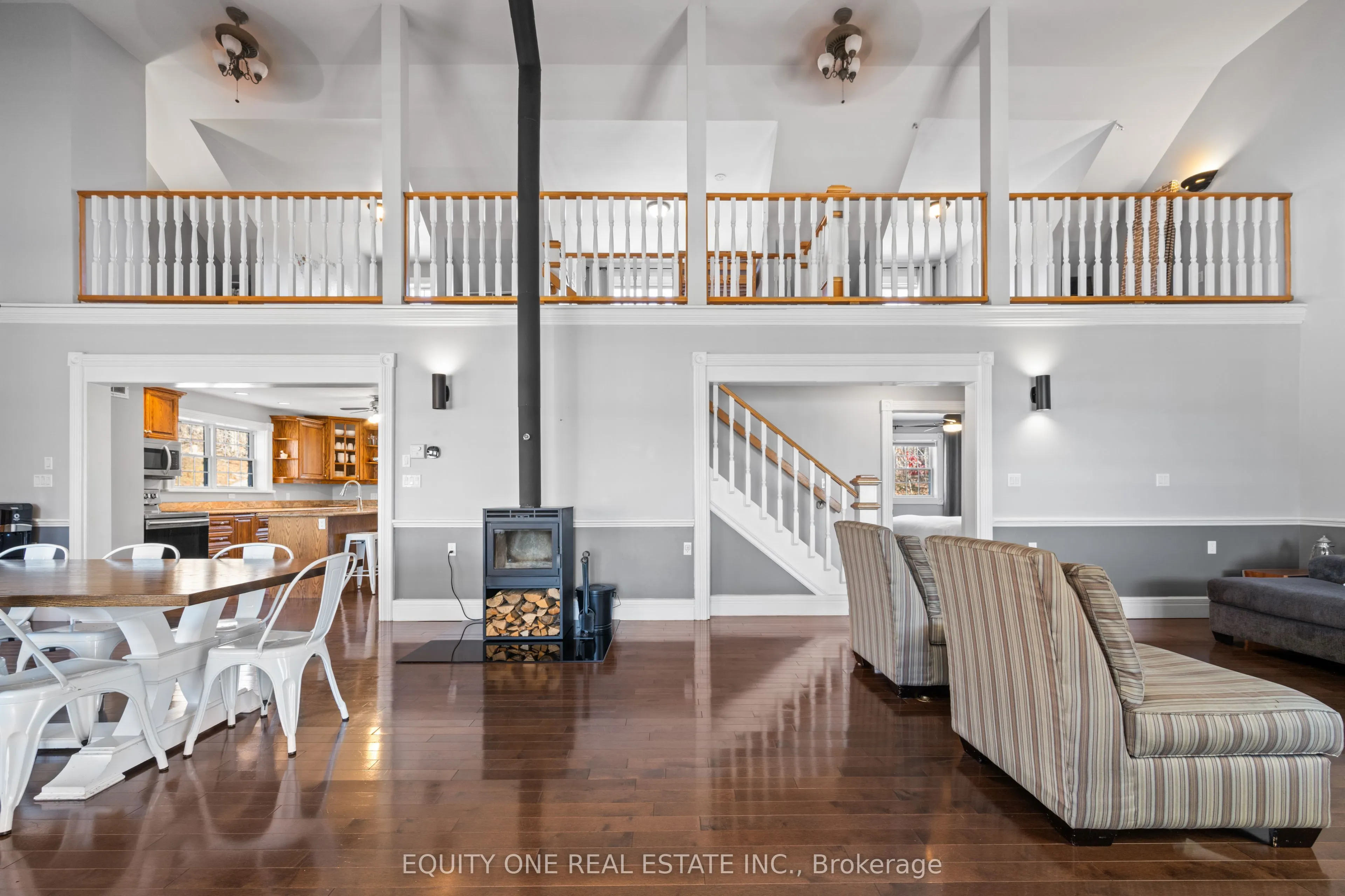 1099c Polar Bear Lane