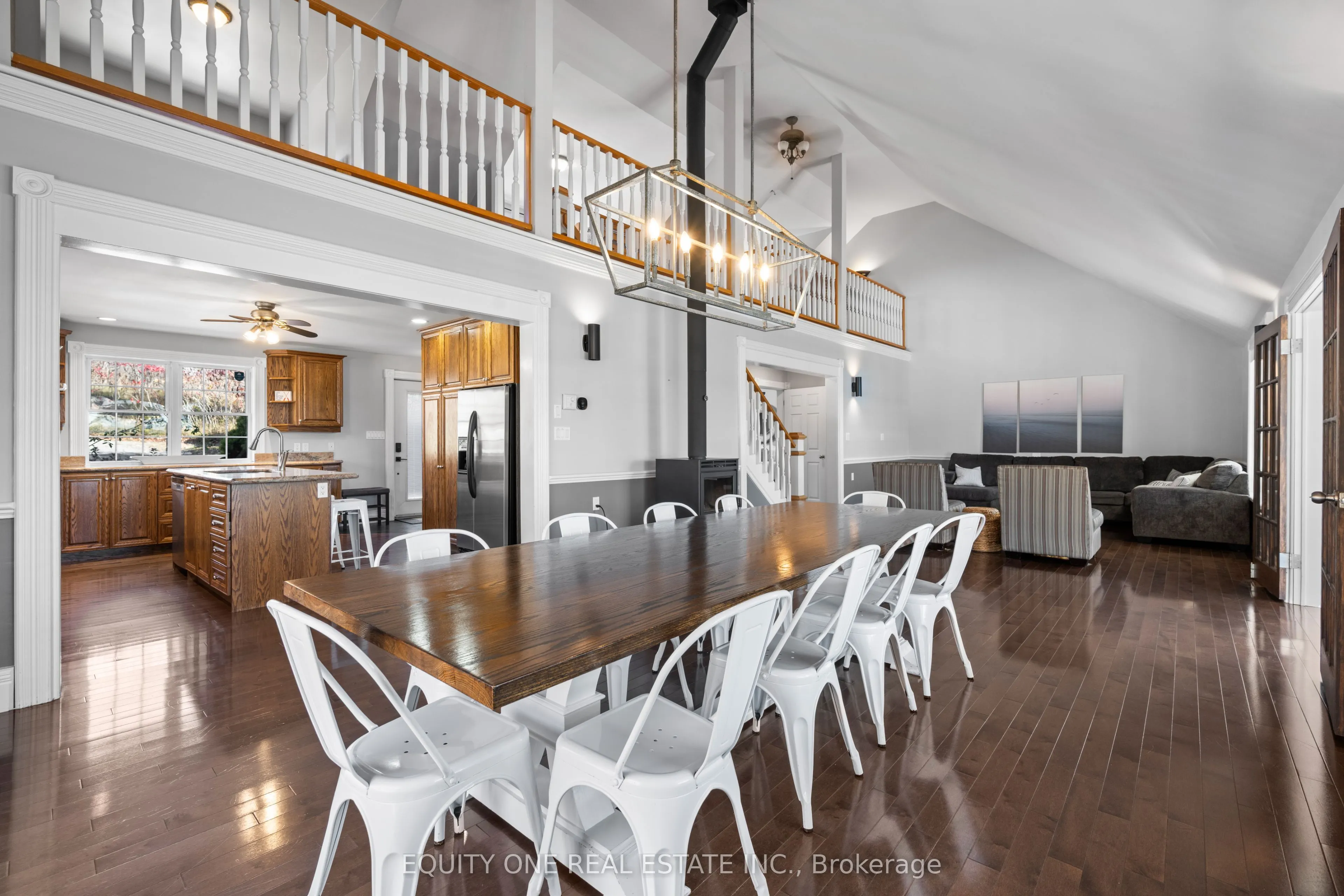 1099c Polar Bear Lane