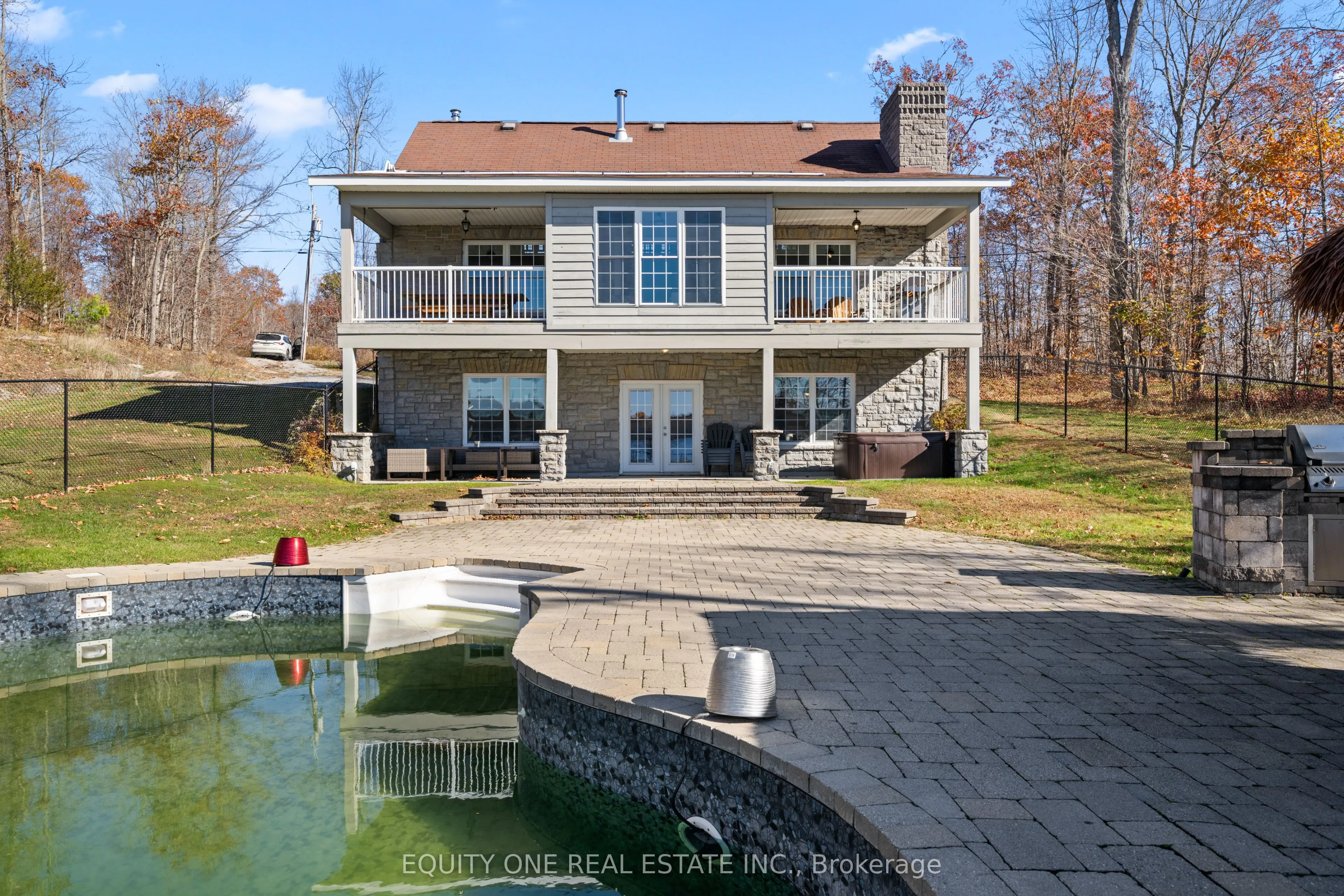 1099c Polar Bear Lane