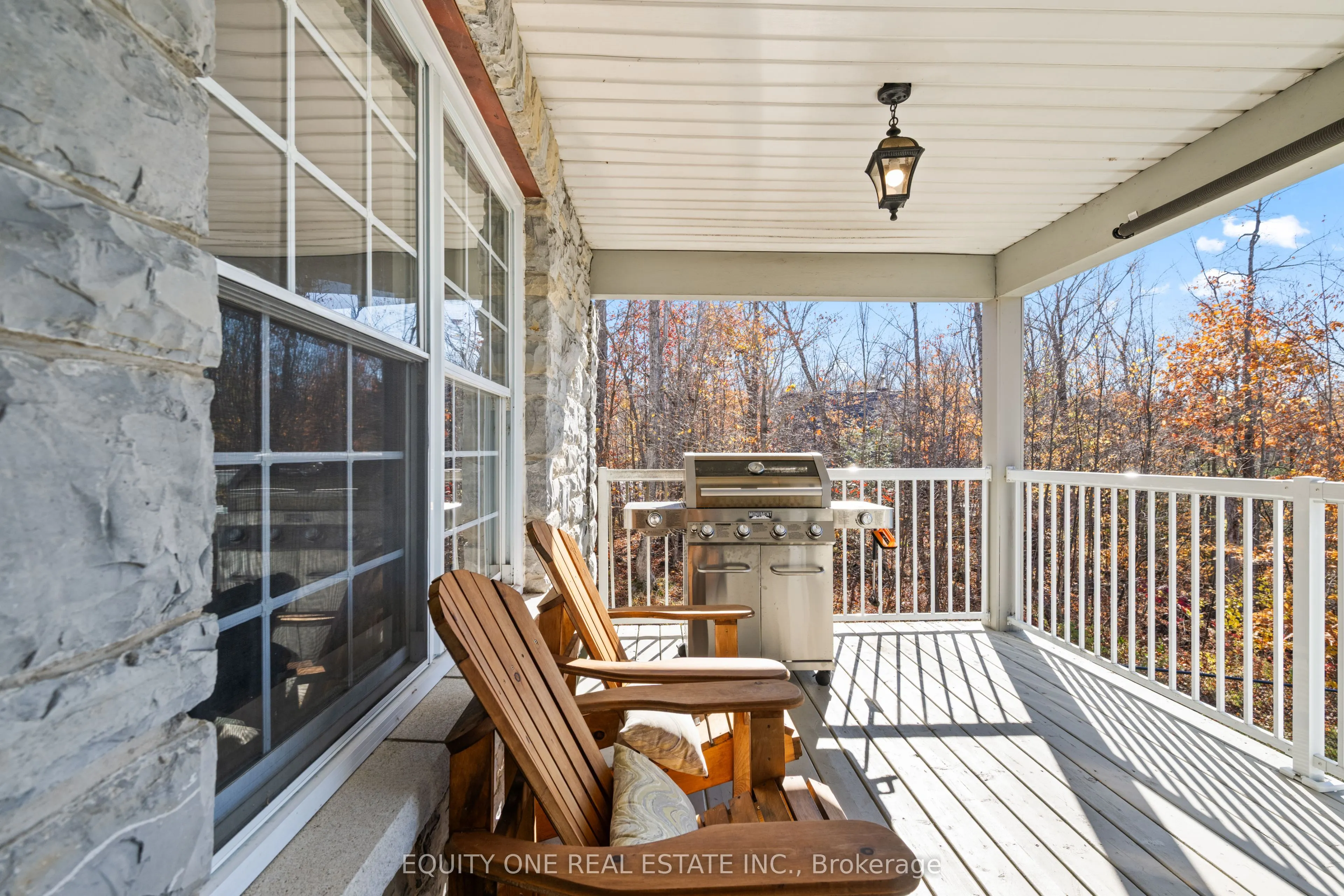 1099c Polar Bear Lane