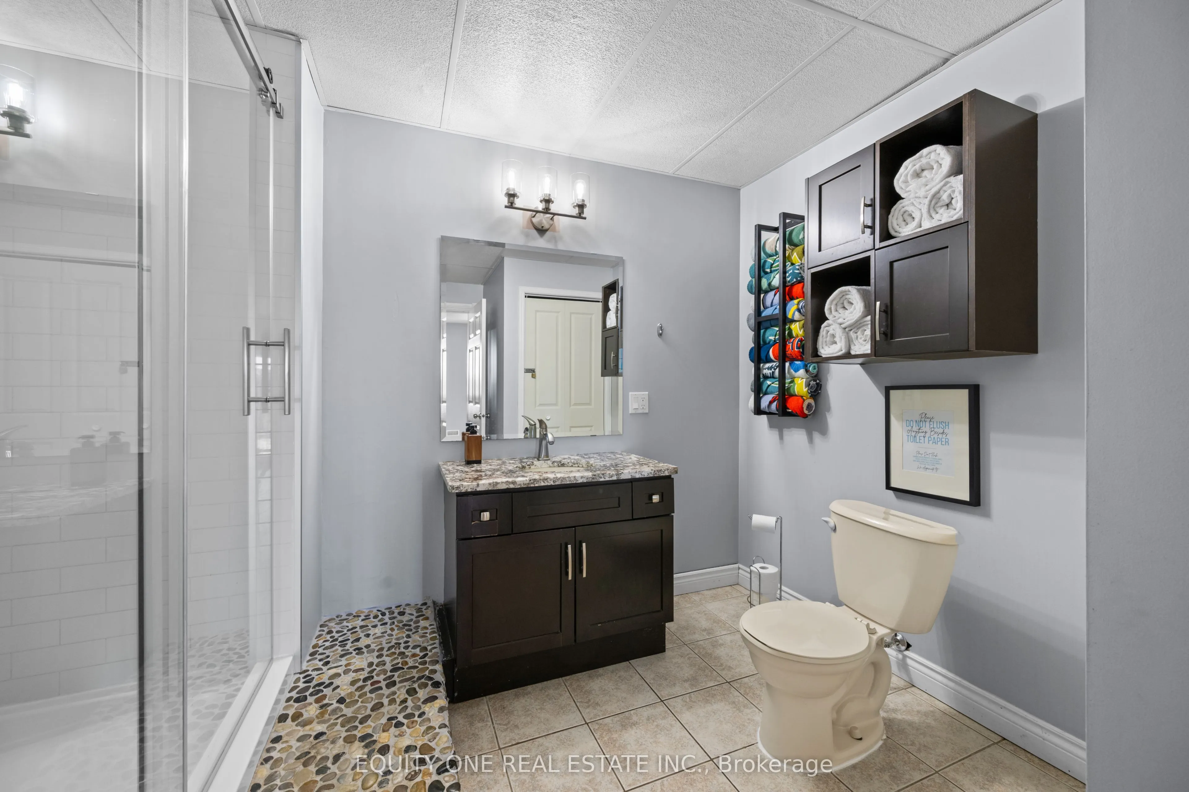 1099c Polar Bear Lane