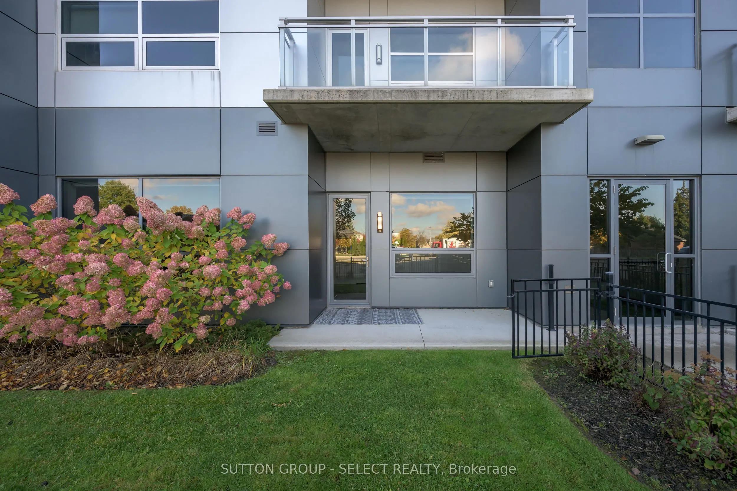 1705 Fiddlehead Place, #107