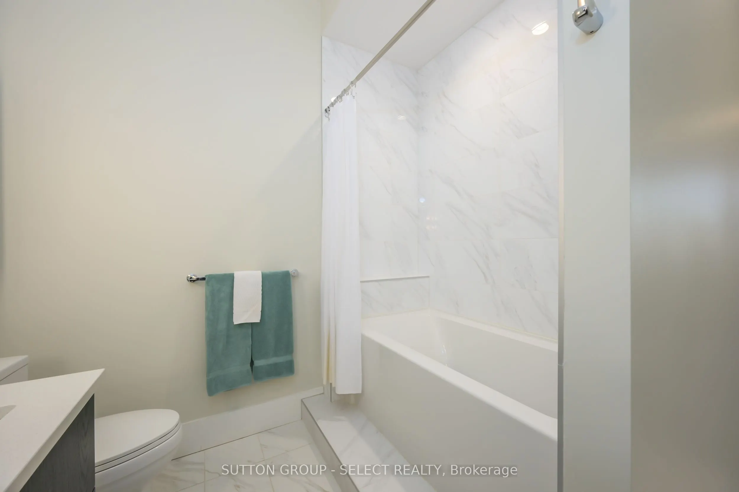 1705 Fiddlehead Place, #107