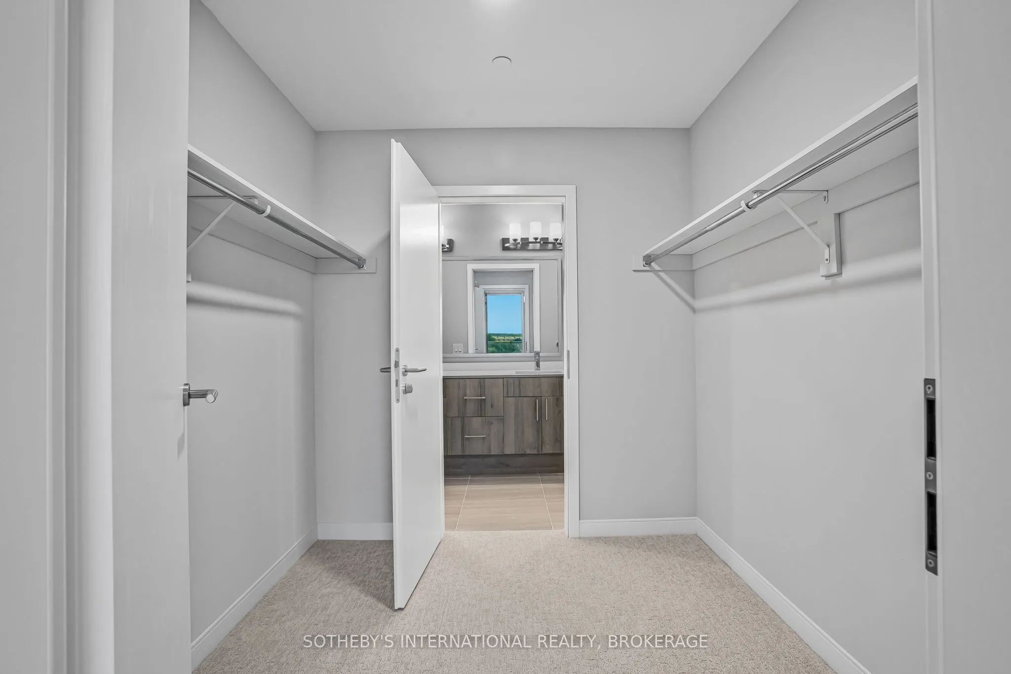 118 West Street, #707