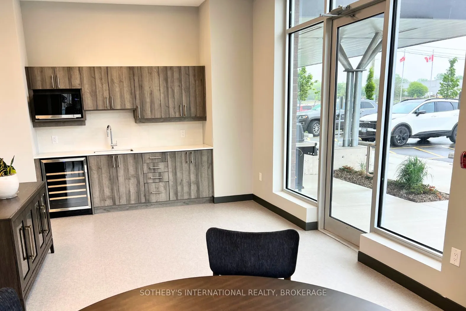 118 West Street, #707