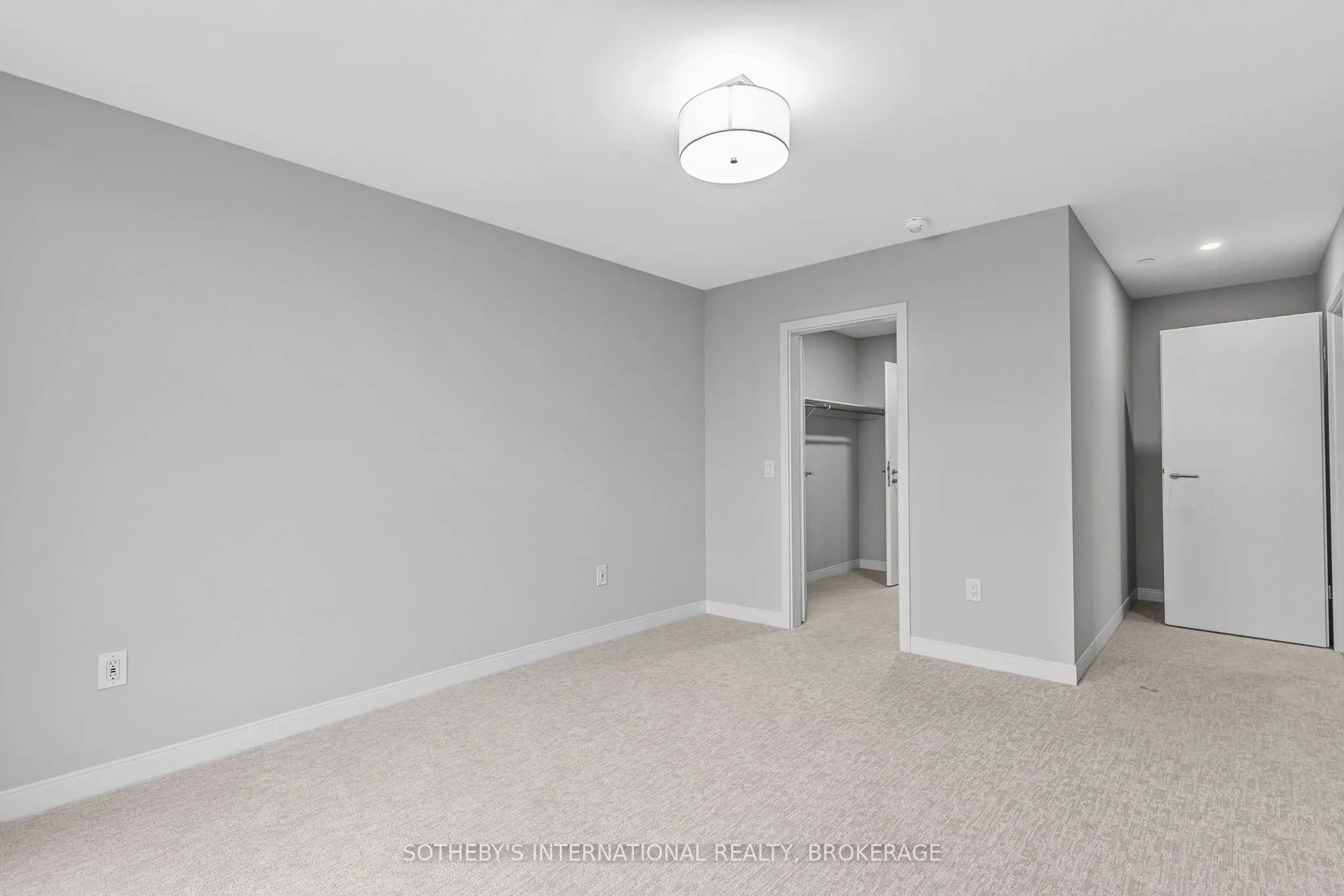 118 West Street, #707