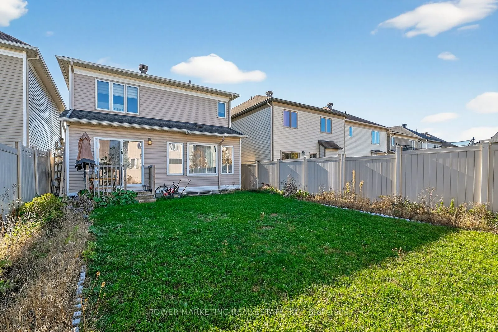 657 Clearbrook Drive N, #657