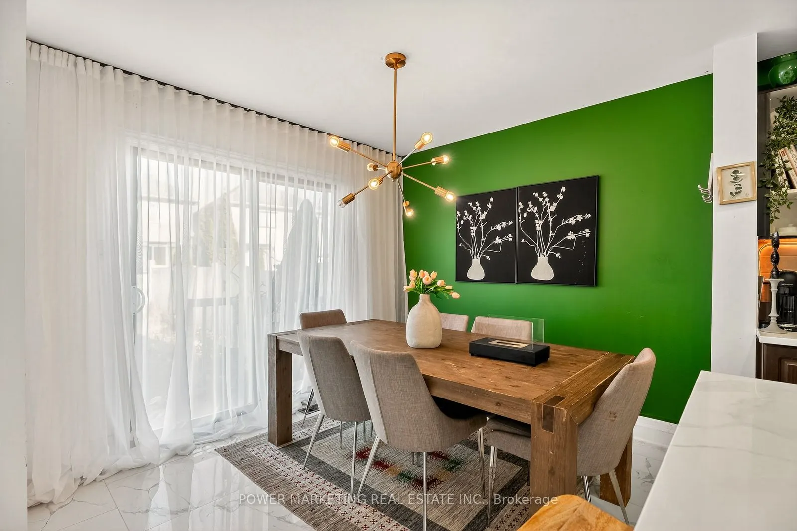 657 Clearbrook Drive N, #657