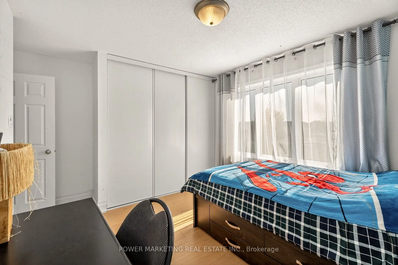 657 Clearbrook Drive N, #657