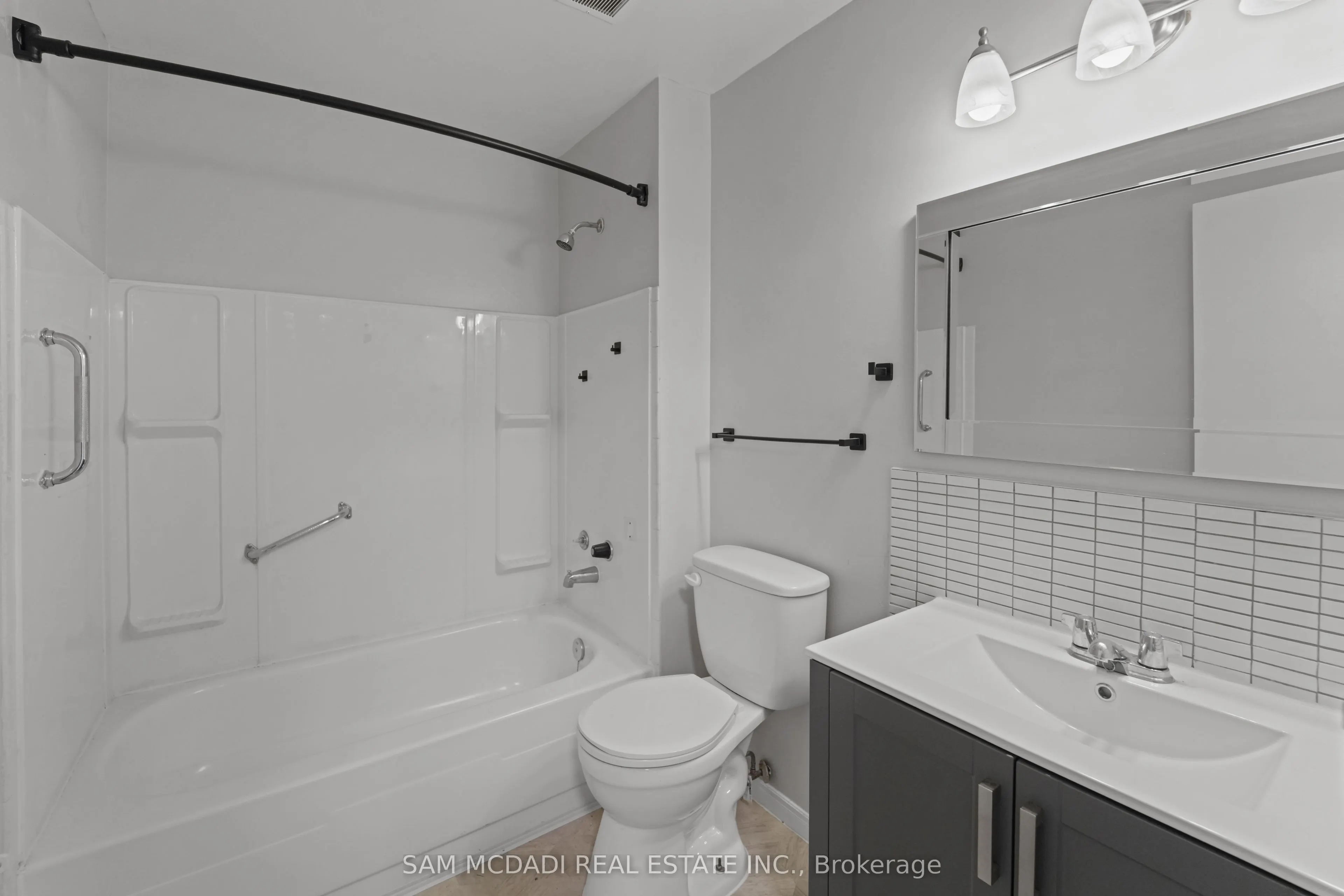 62 Spencer Street E, #403