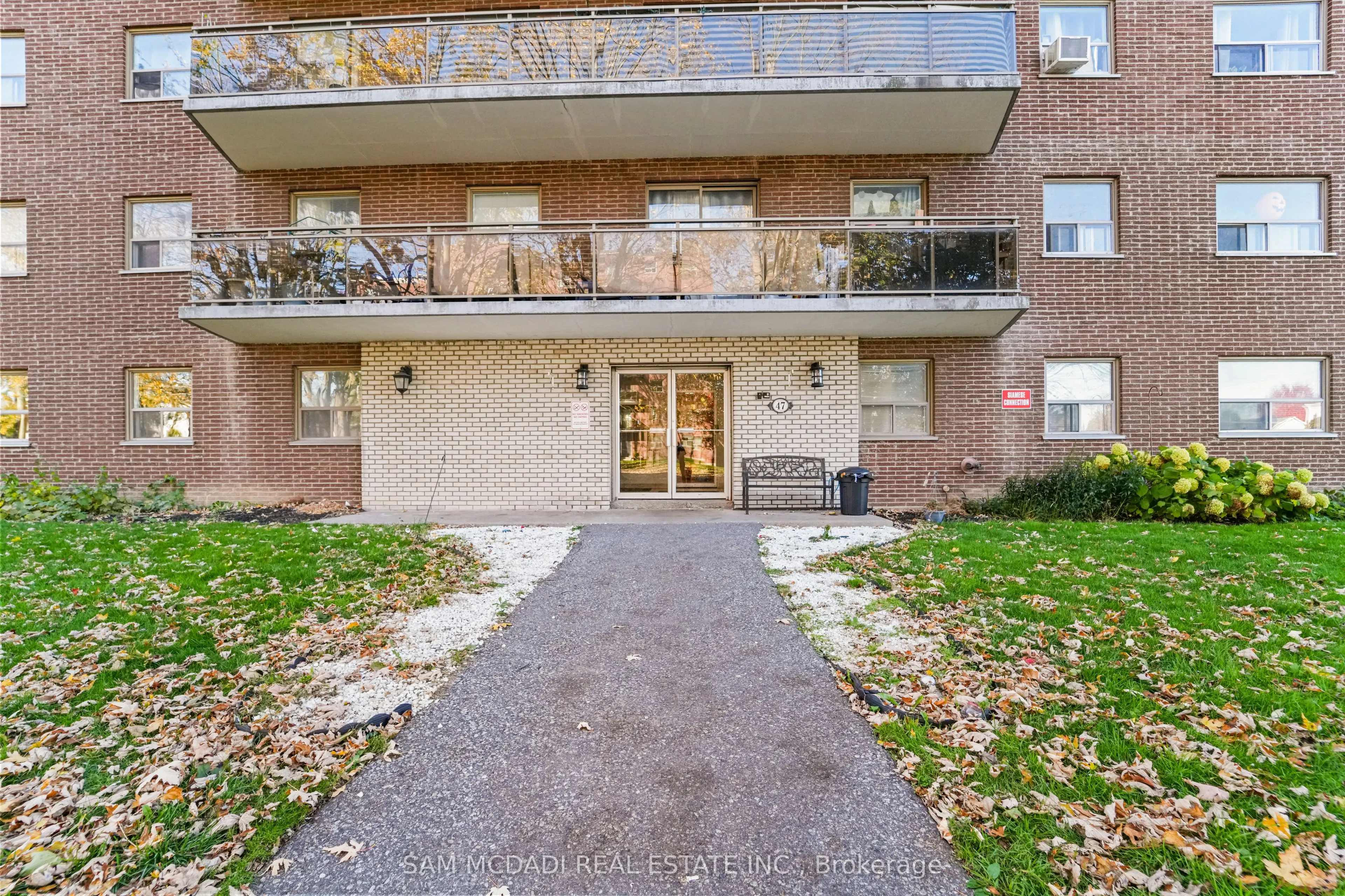 47 MUNROE Street, #103