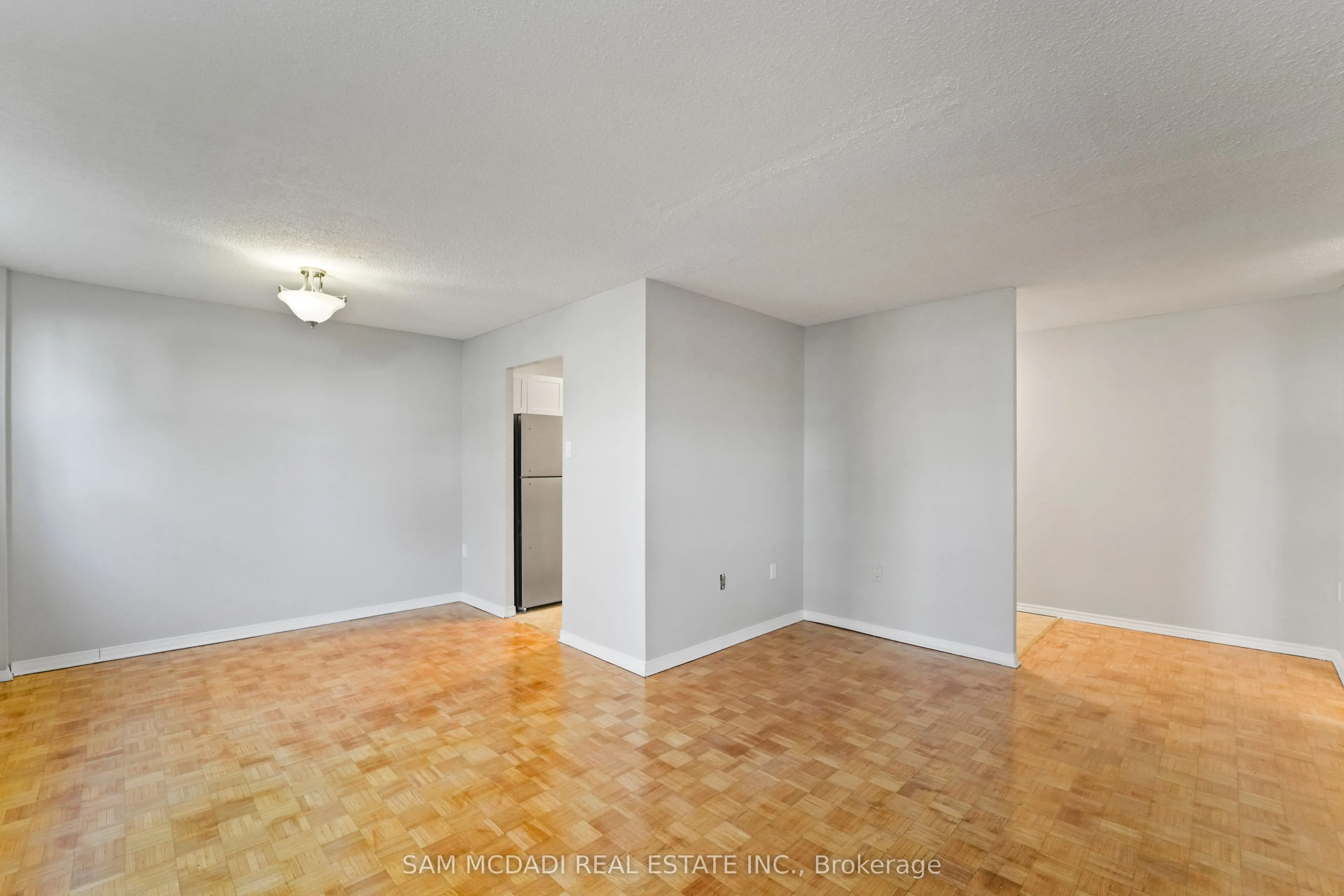 47 MUNROE Street, #103