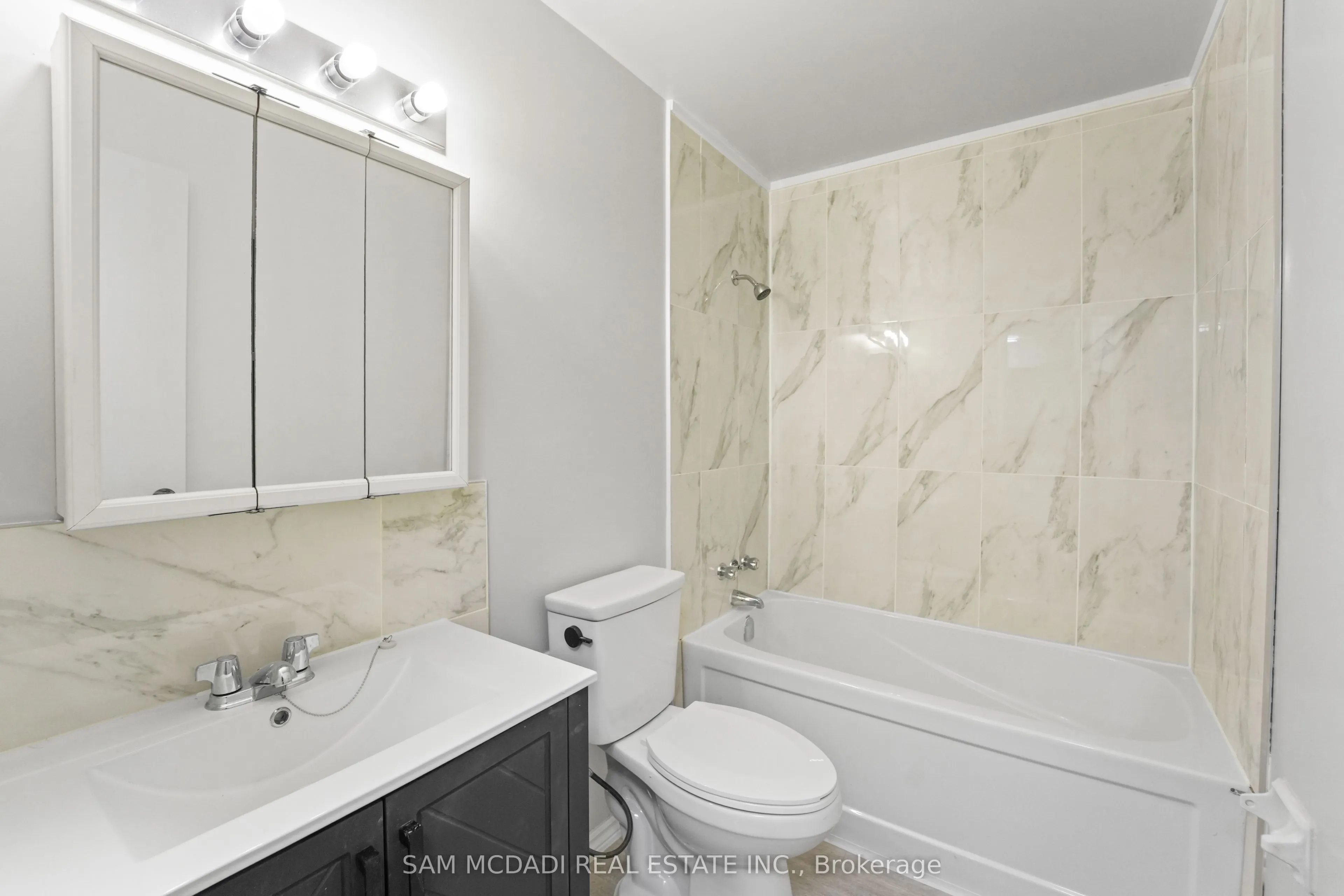 47 MUNROE Street, #103