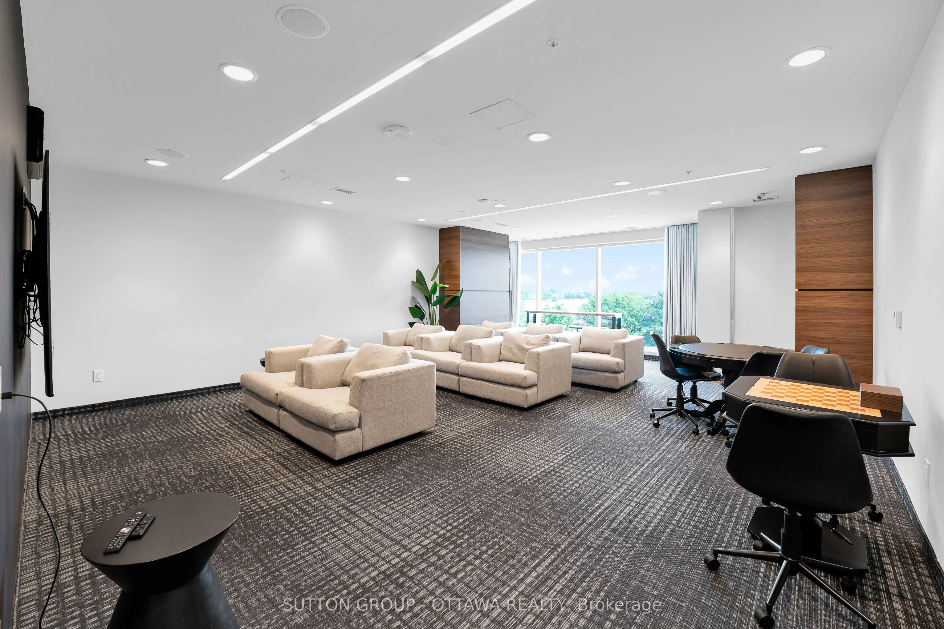 805 Carling Avenue, #3406