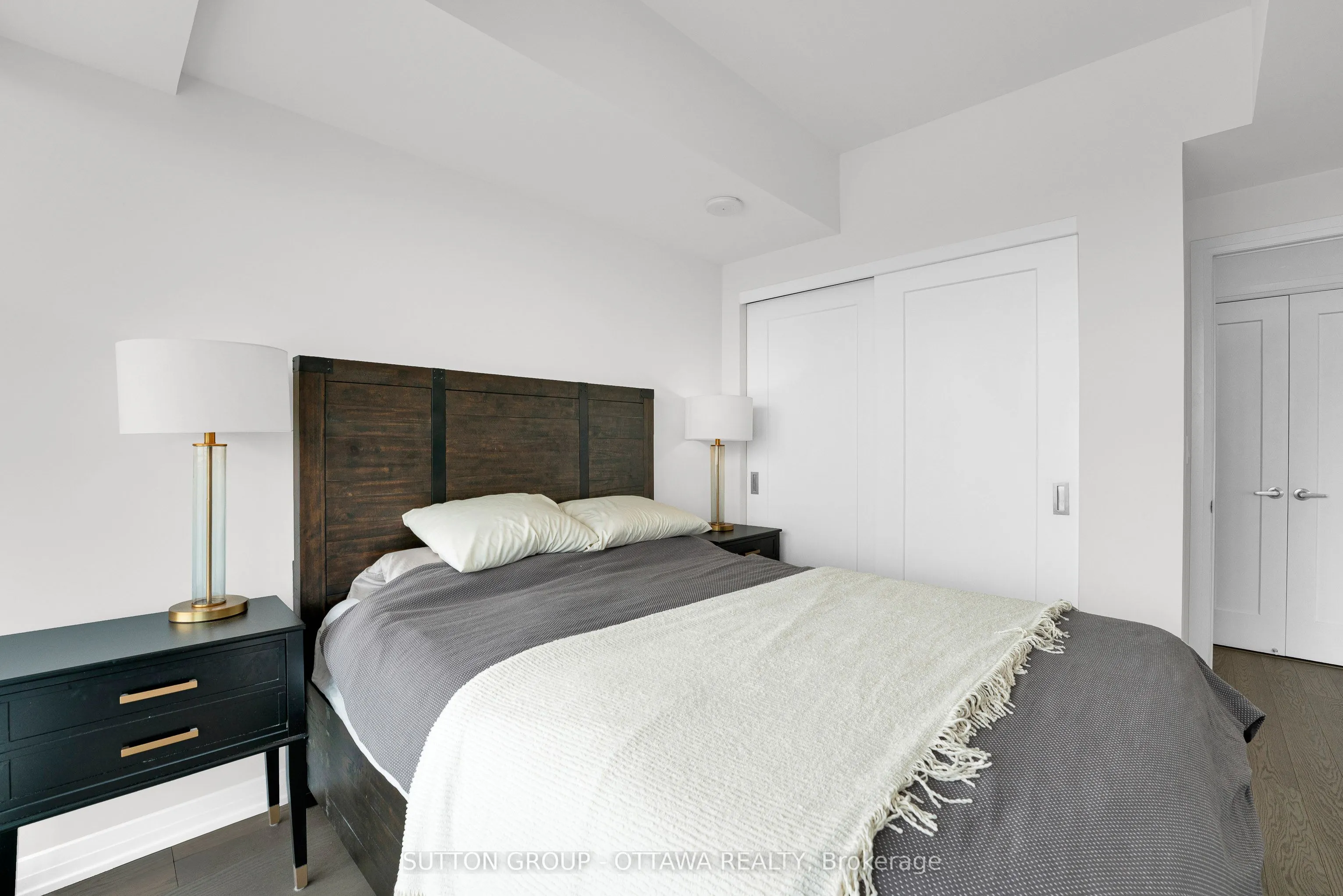 805 Carling Avenue, #3406