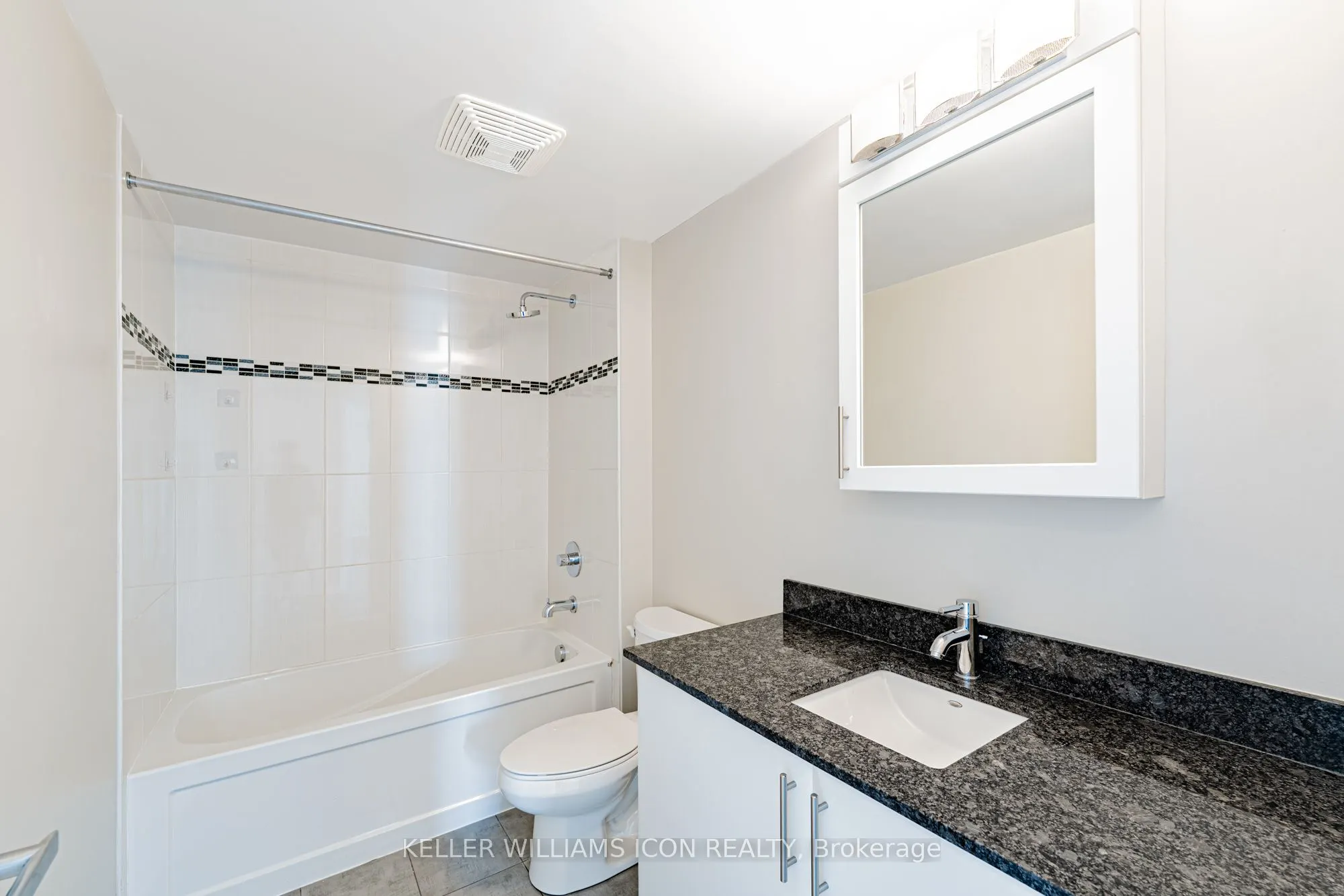 195 Besserer Street, #2209