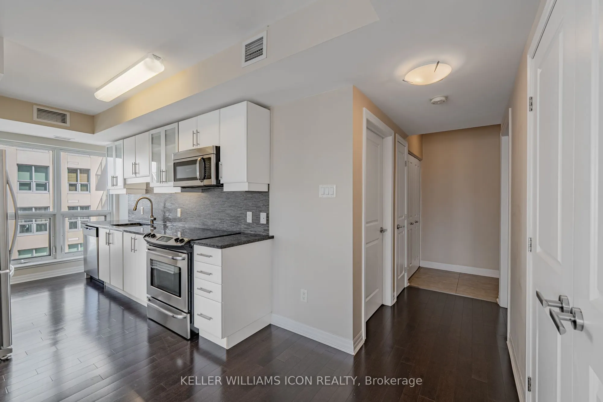 195 Besserer Street, #2209