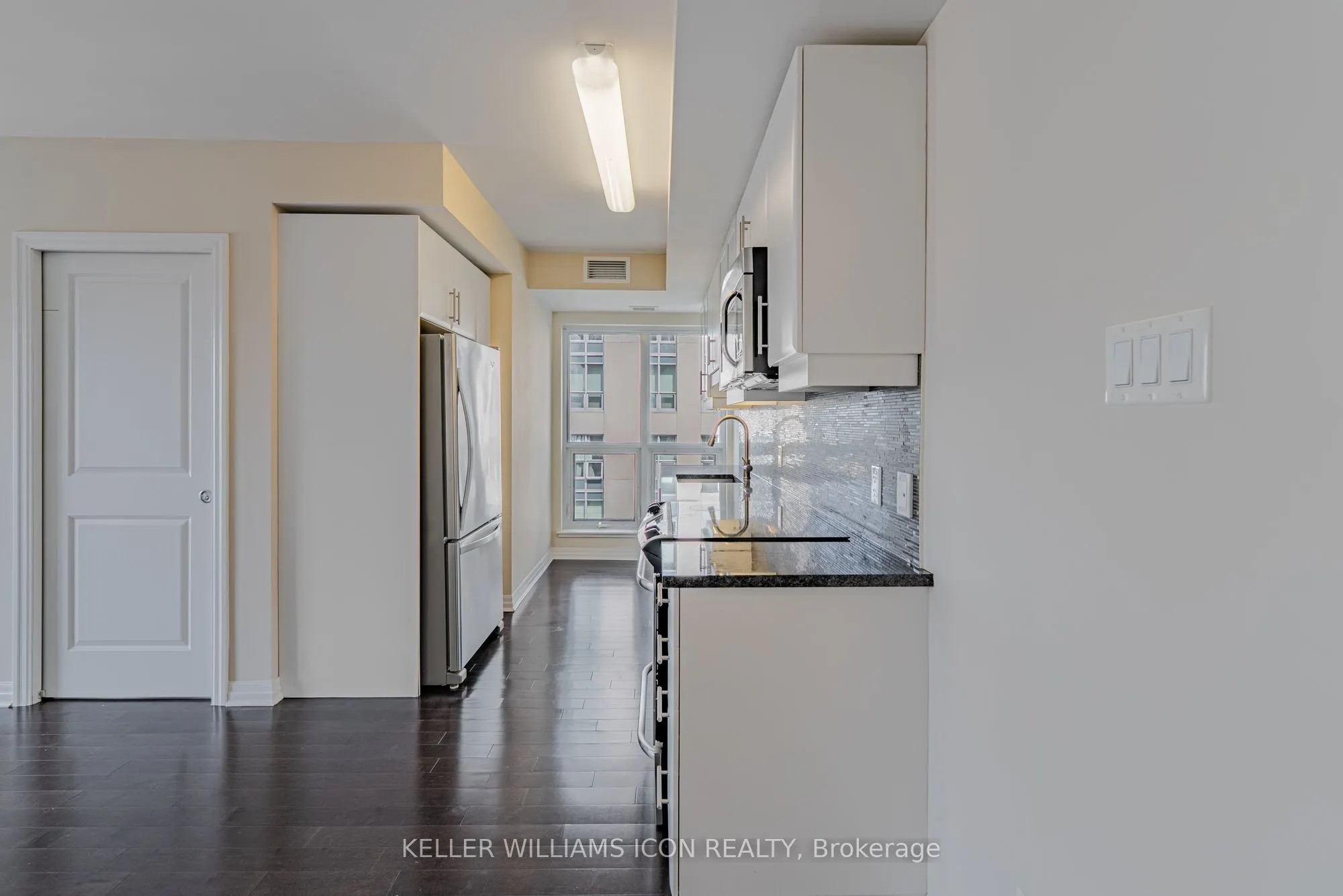 195 Besserer Street, #2209