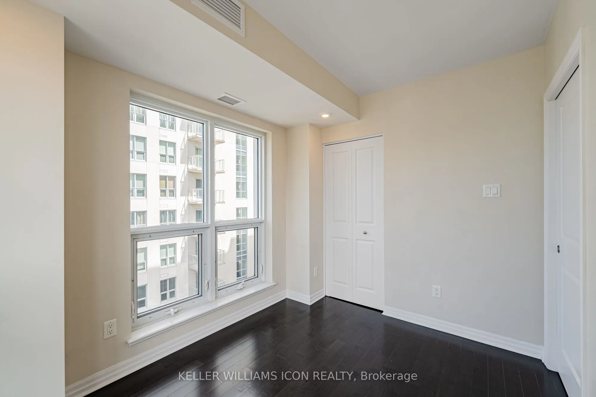 195 Besserer Street, #2209