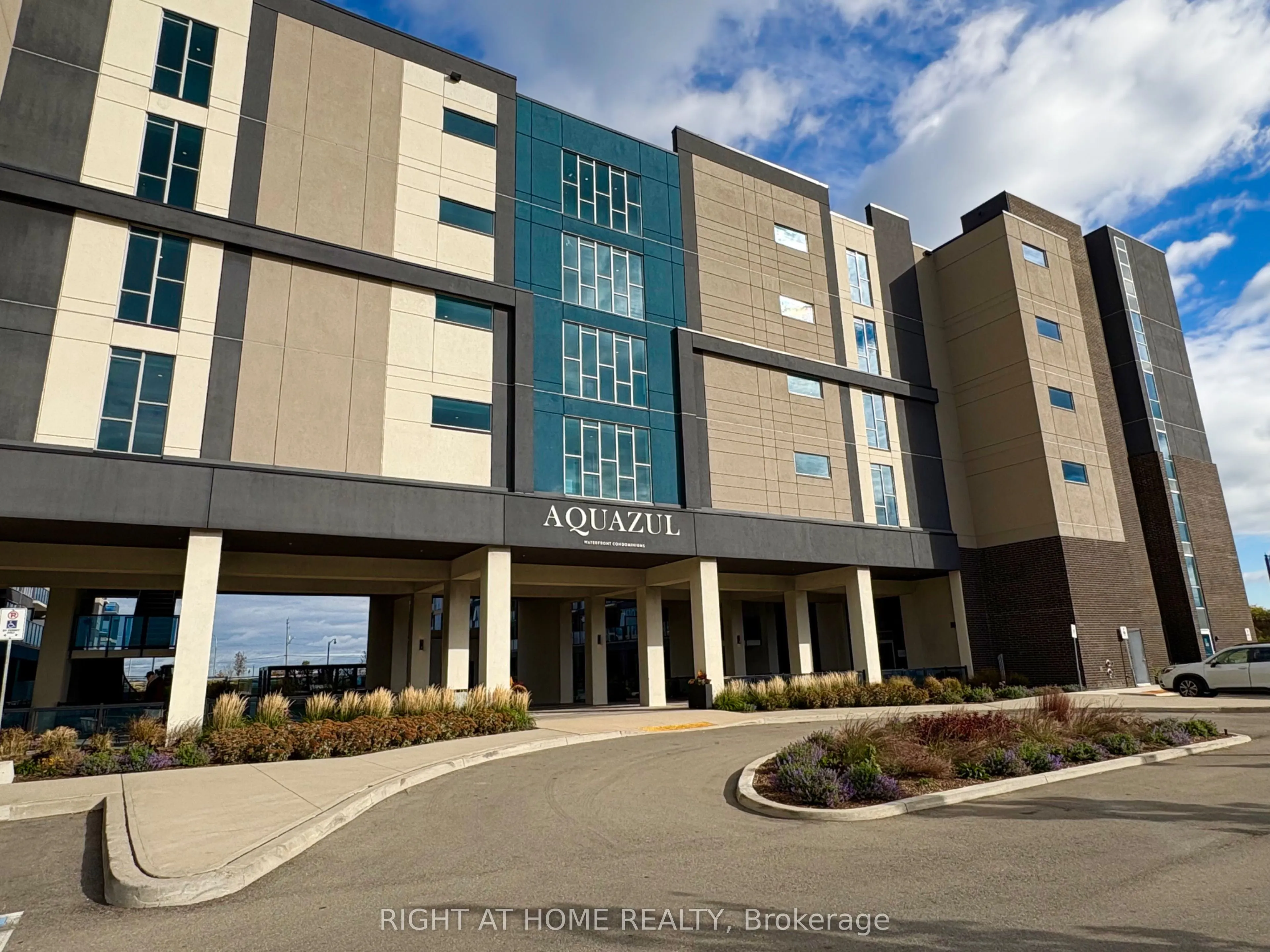 16 Concord Place, #513