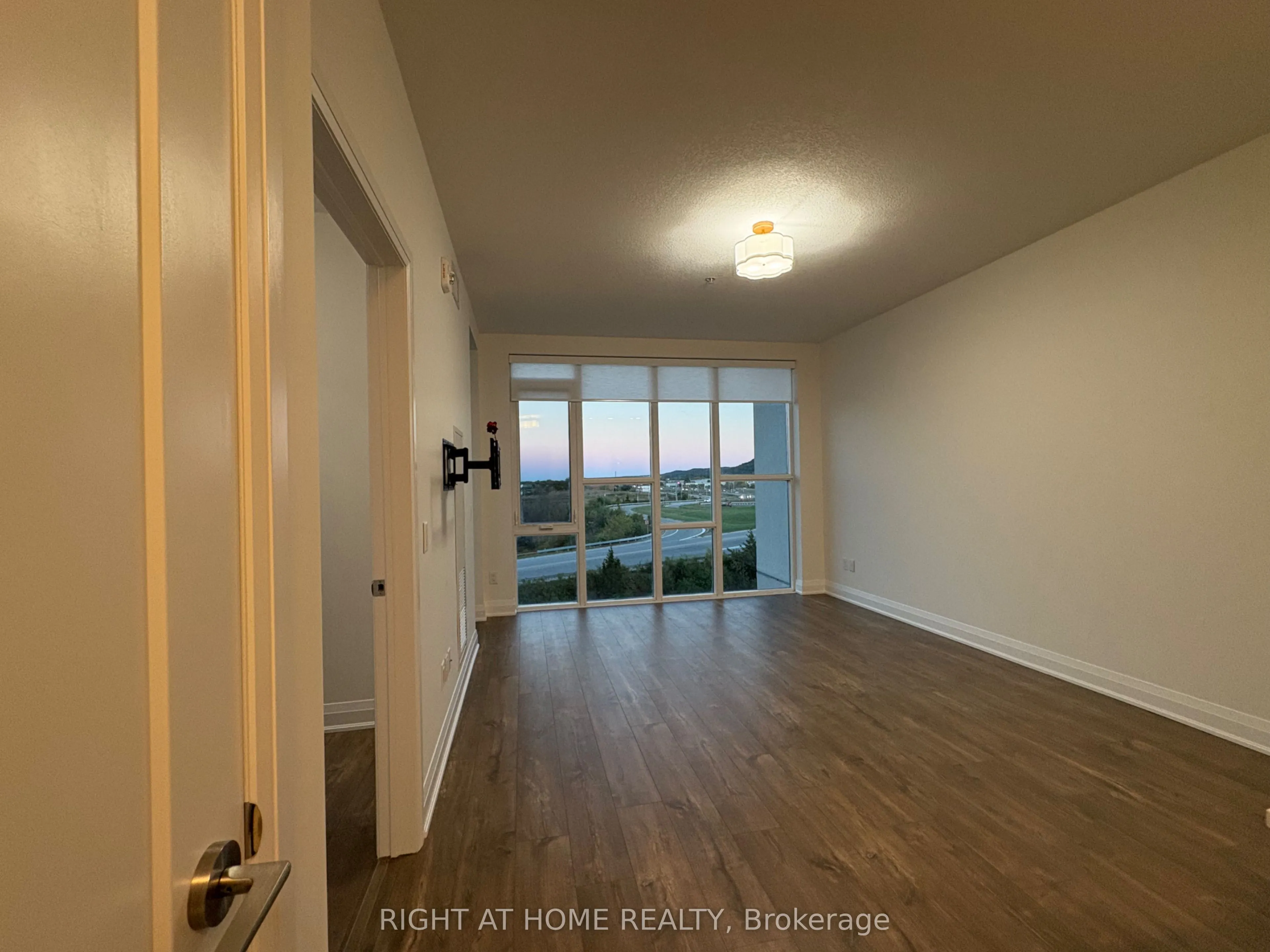 16 Concord Place, #513