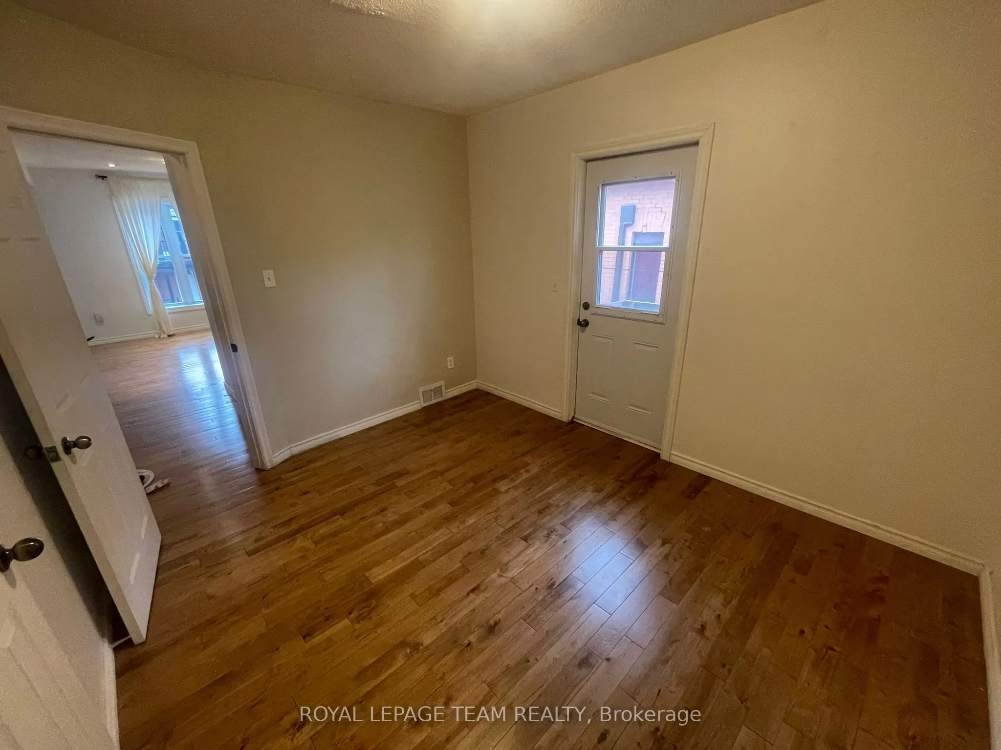 519 Lyon Street N, #2