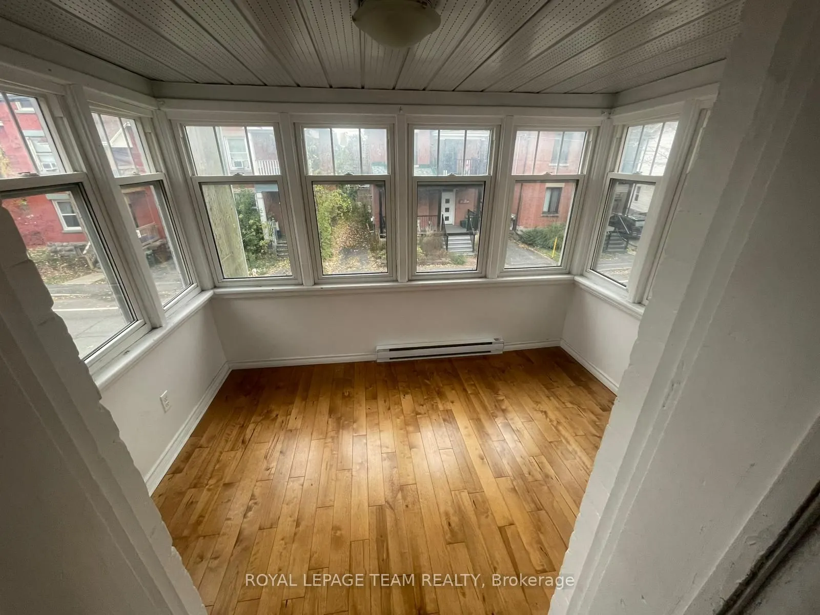 519 Lyon Street N, #2