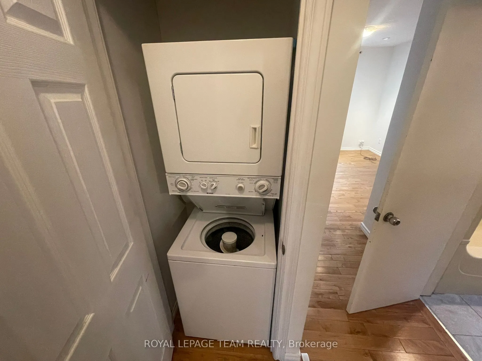 519 Lyon Street N, #2