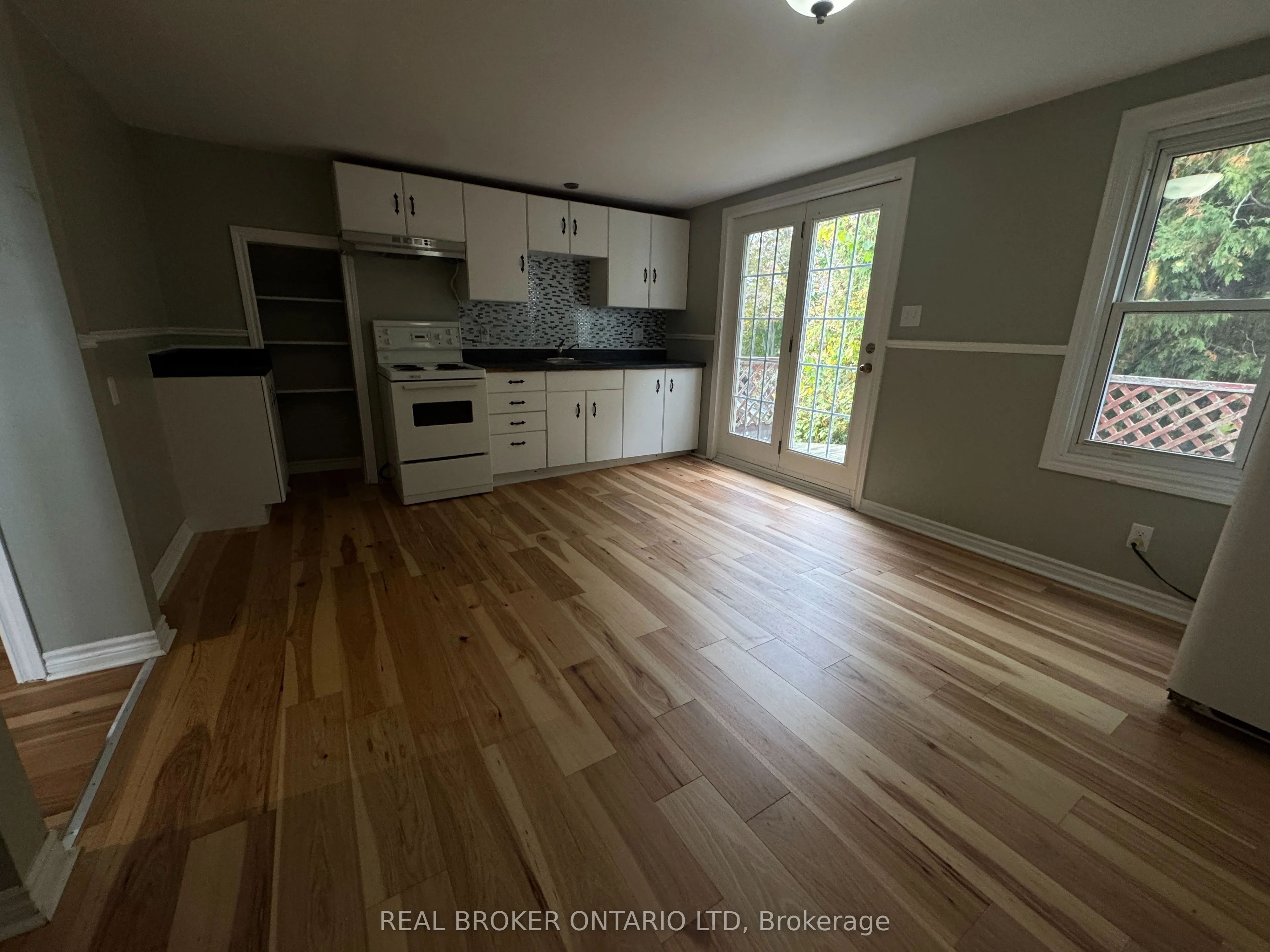 2 Norfolk County Road S, #30