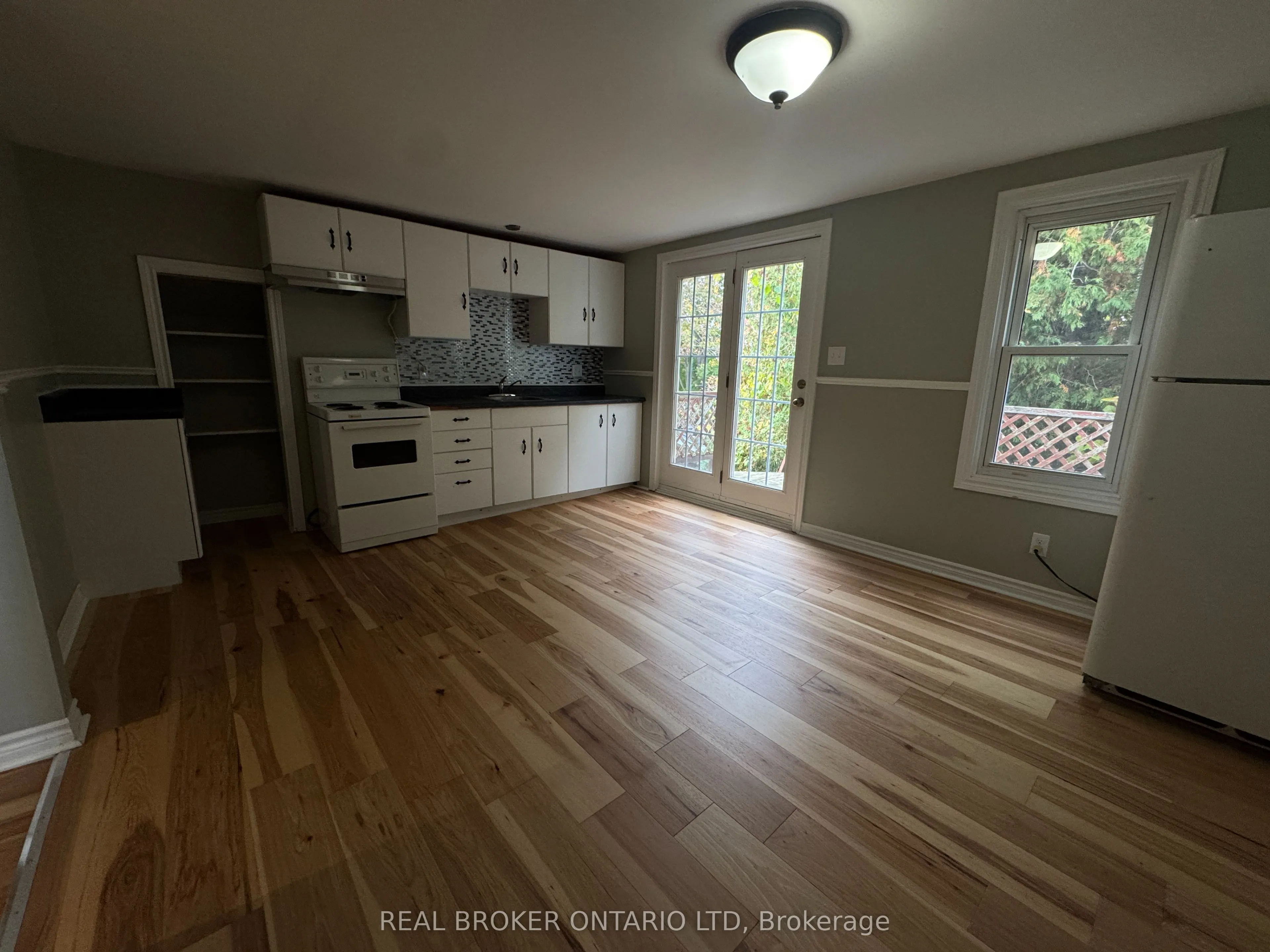 2 Norfolk County Road S, #30