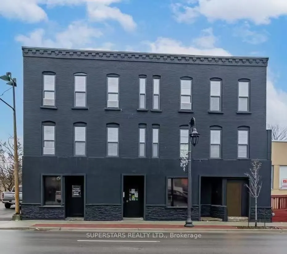 34-36 lindsay Street S, #6