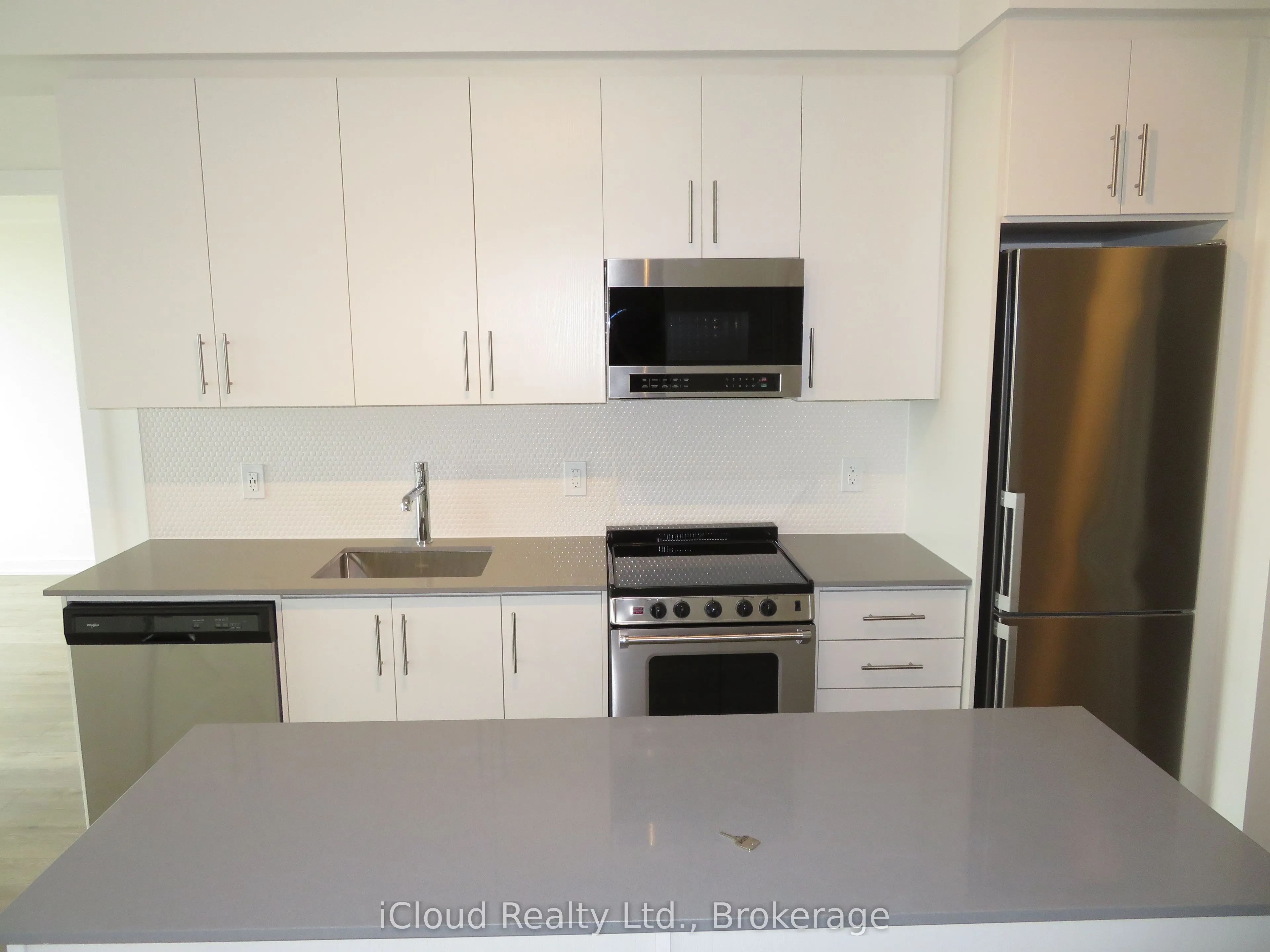 212 King William Street E, #1104