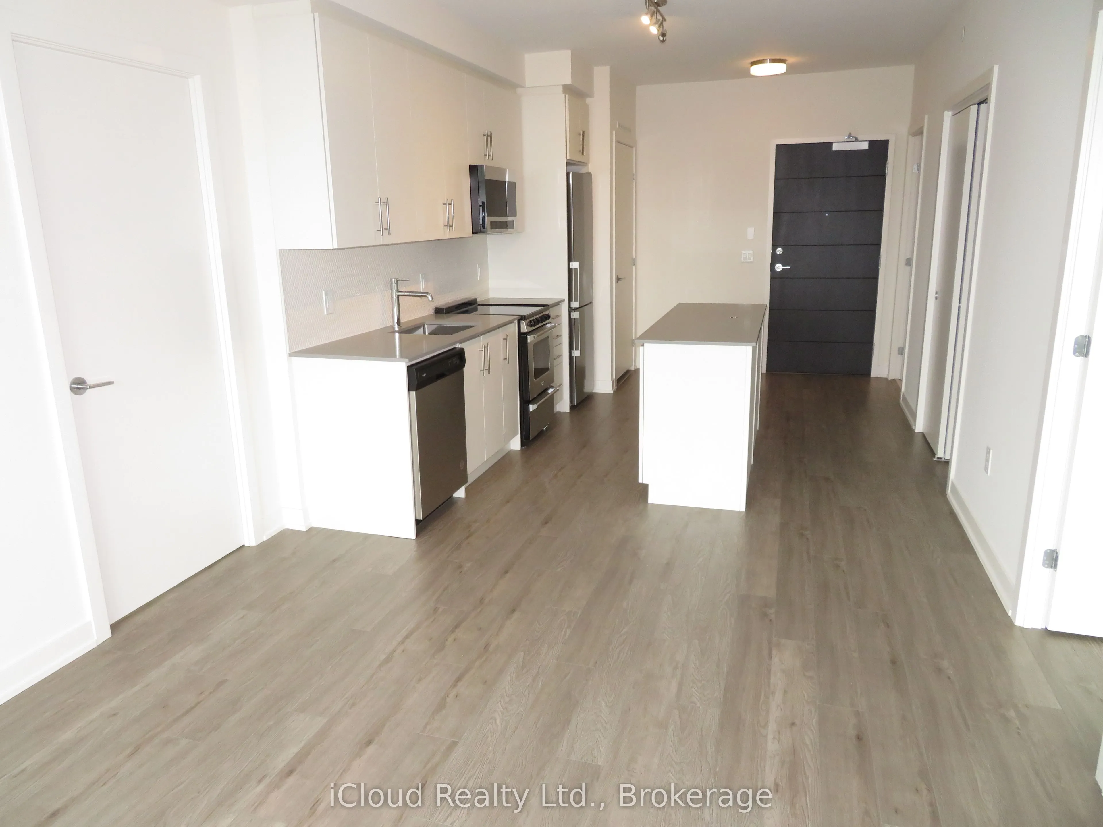 212 King William Street E, #1104