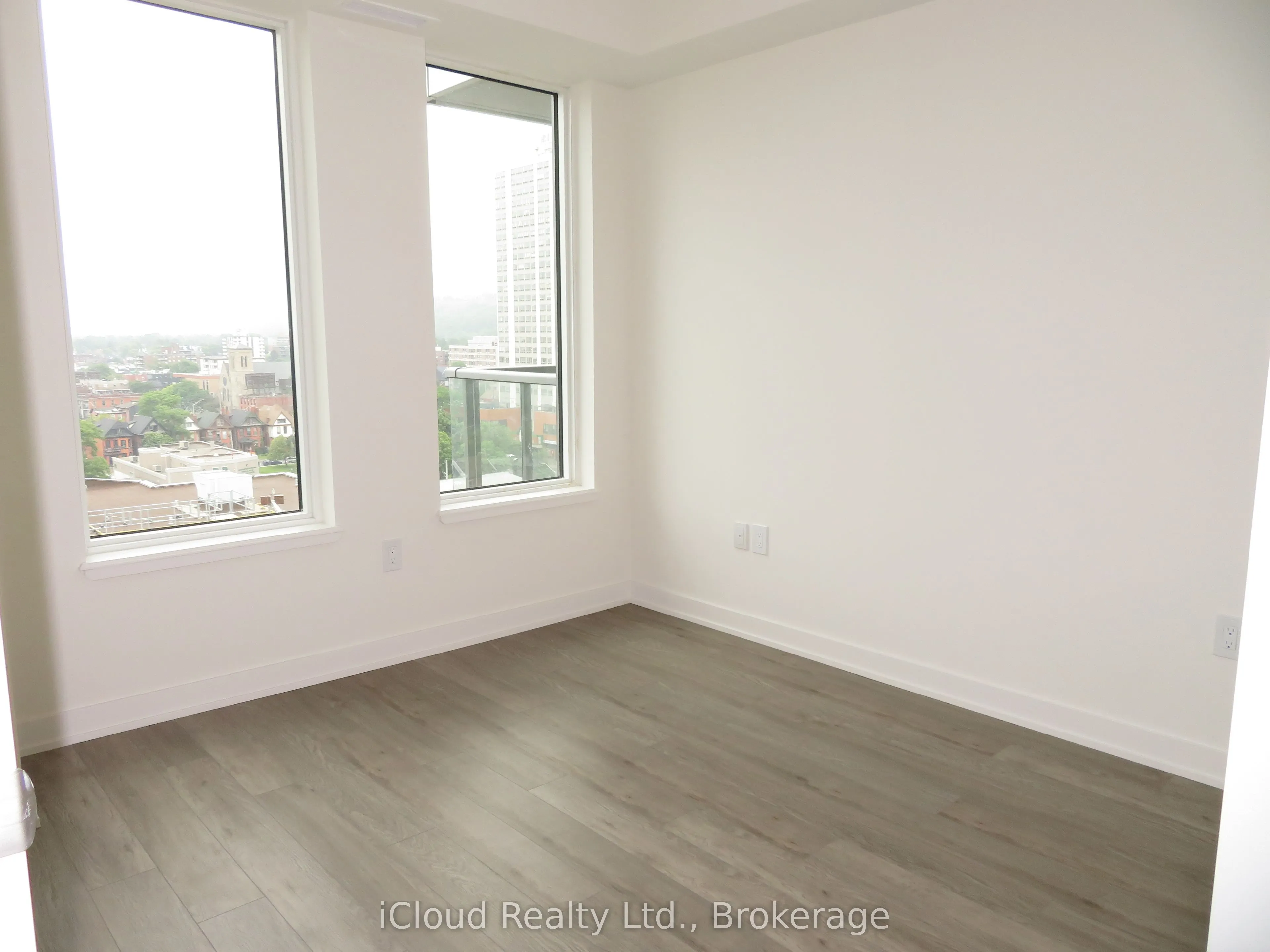 212 King William Street E, #1104