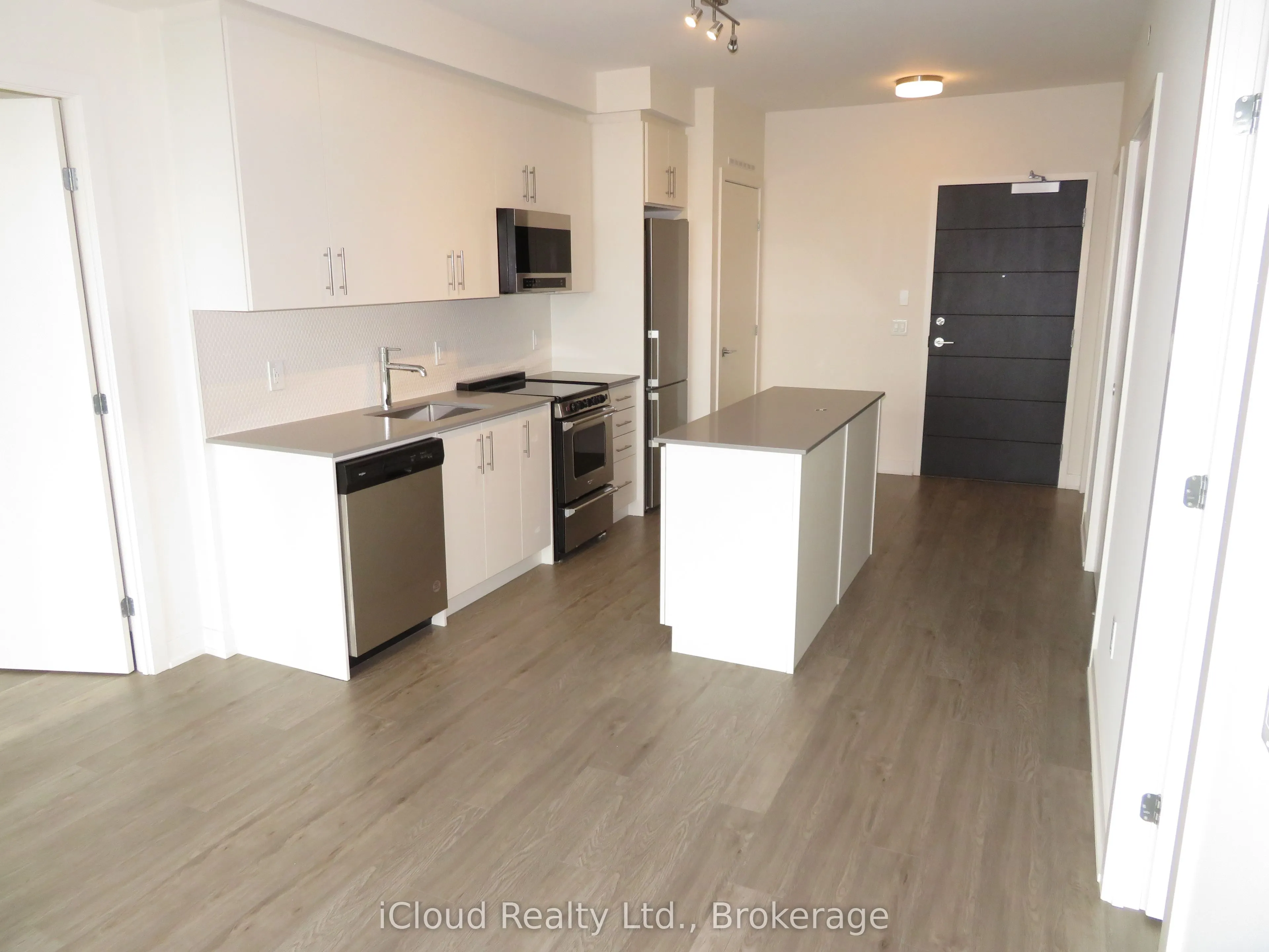 212 King William Street E, #1104