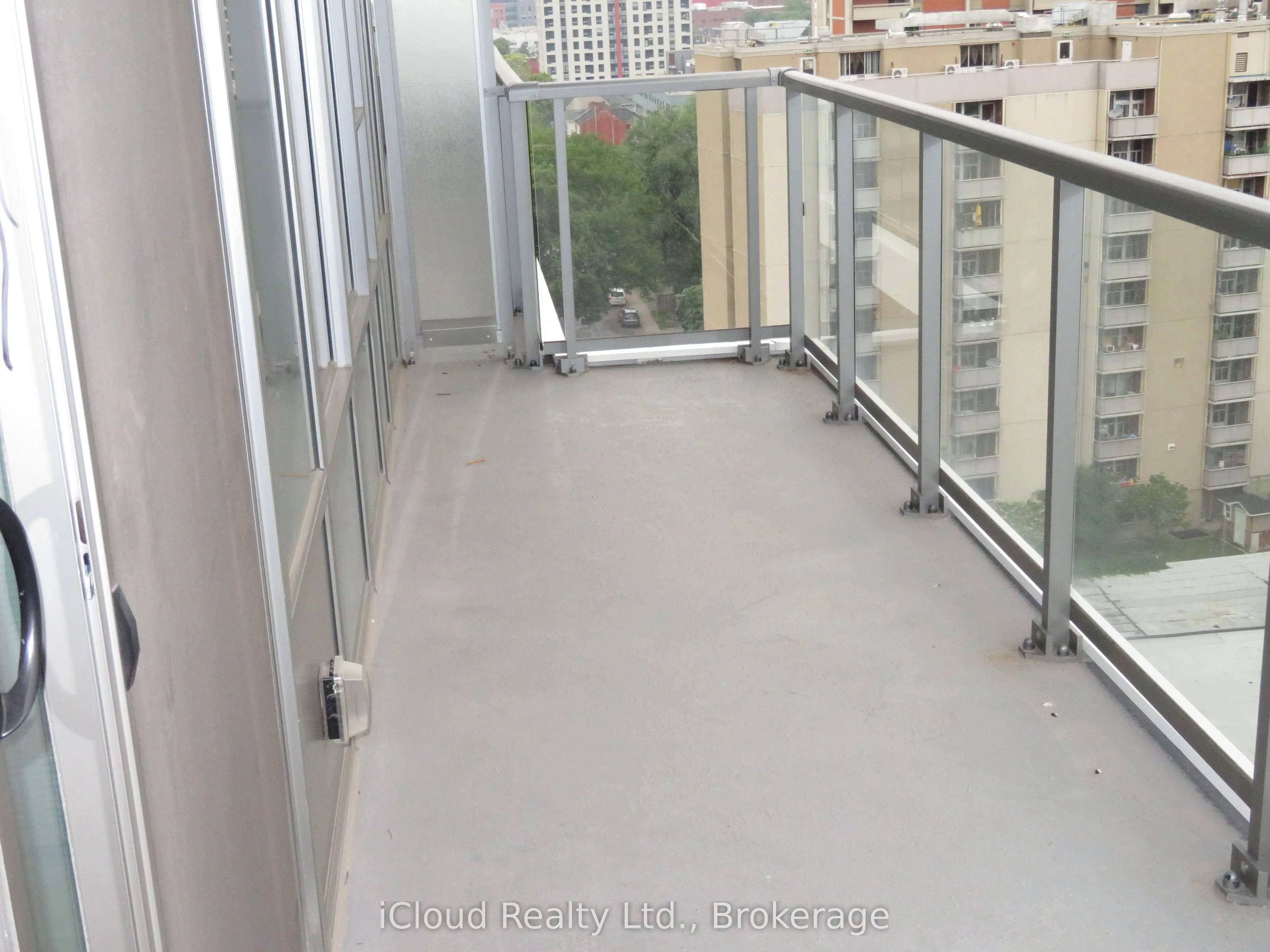 212 King William Street E, #1104