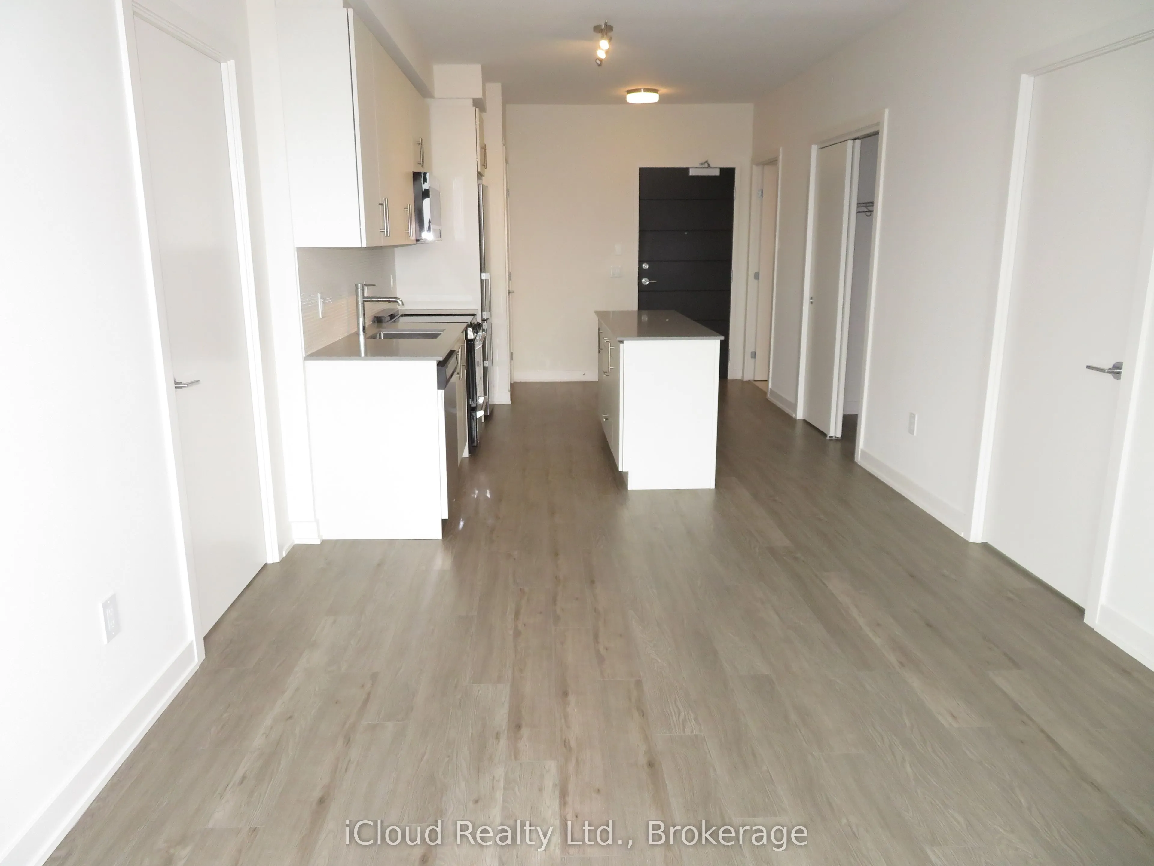 212 King William Street E, #1104