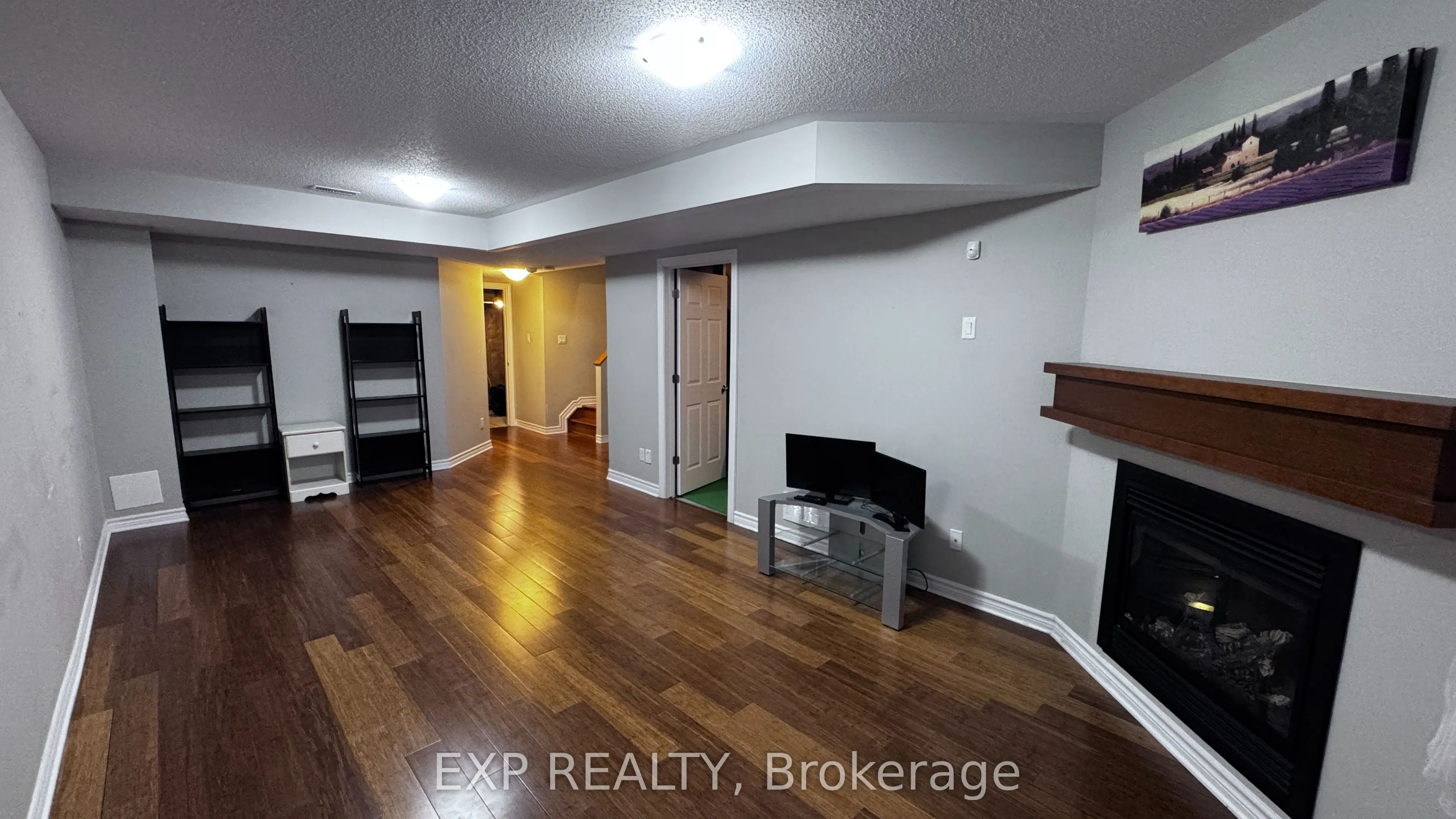 356 Tourmaline Crescent