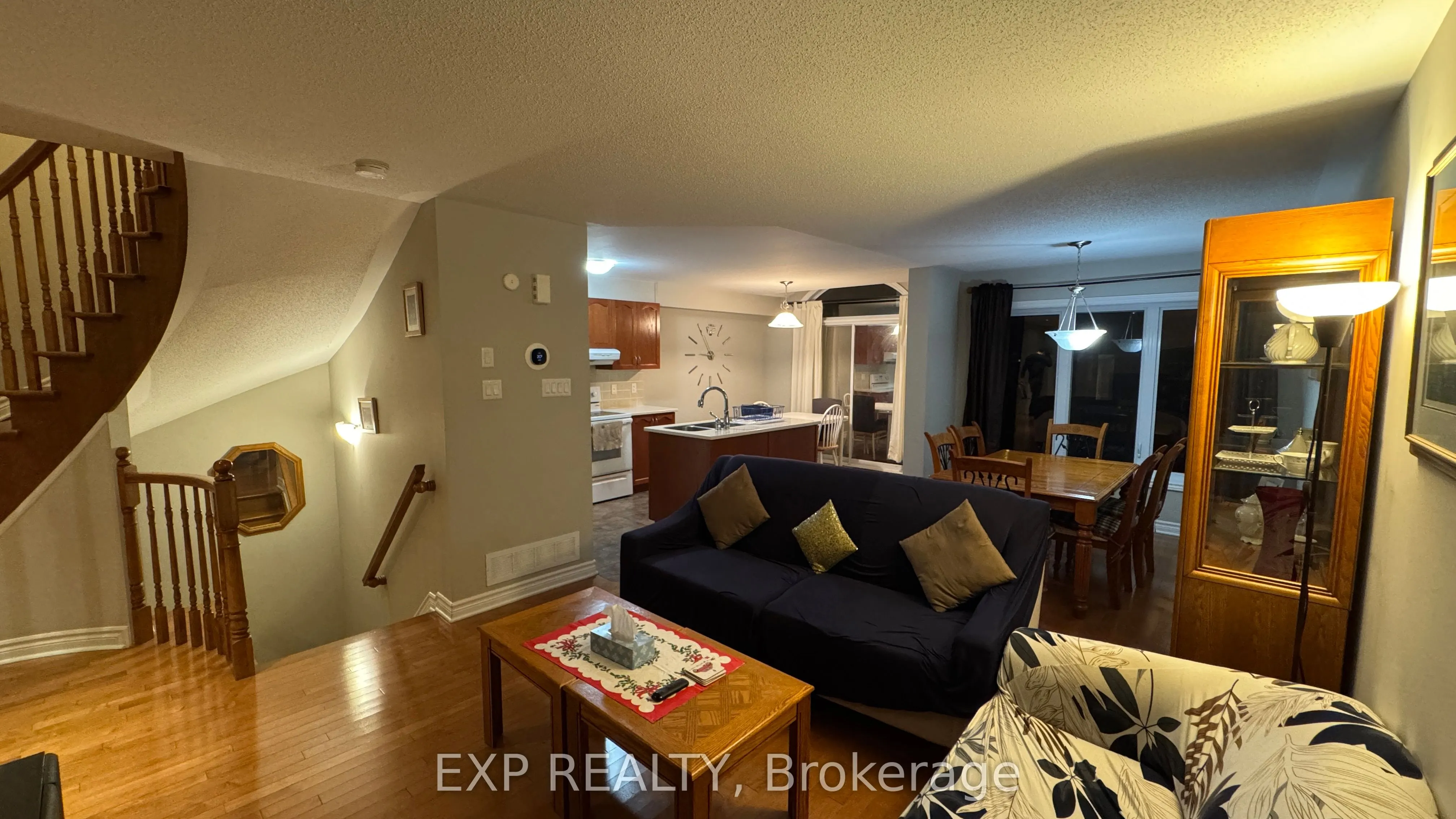 356 Tourmaline Crescent