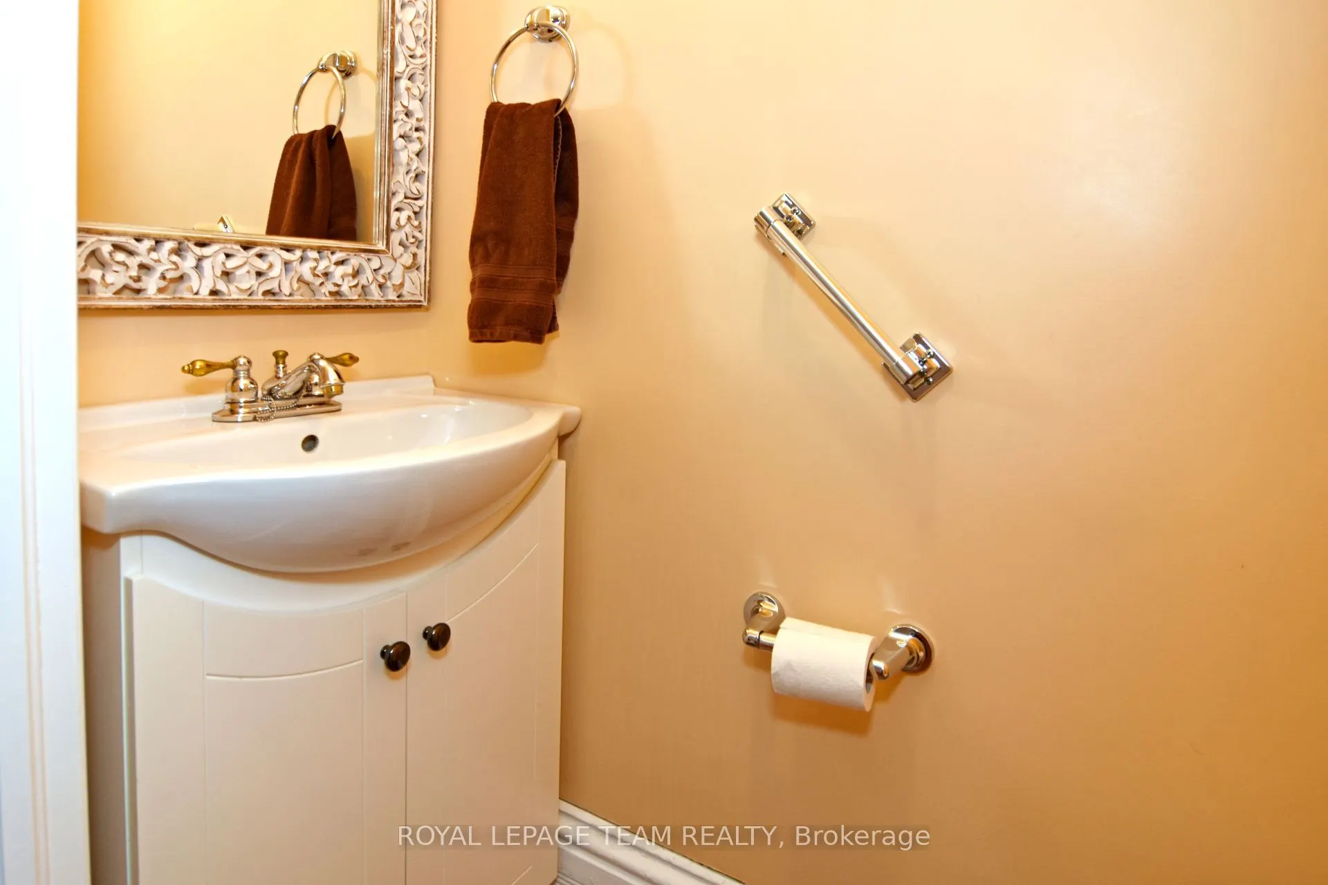 235 Cambridge Street N