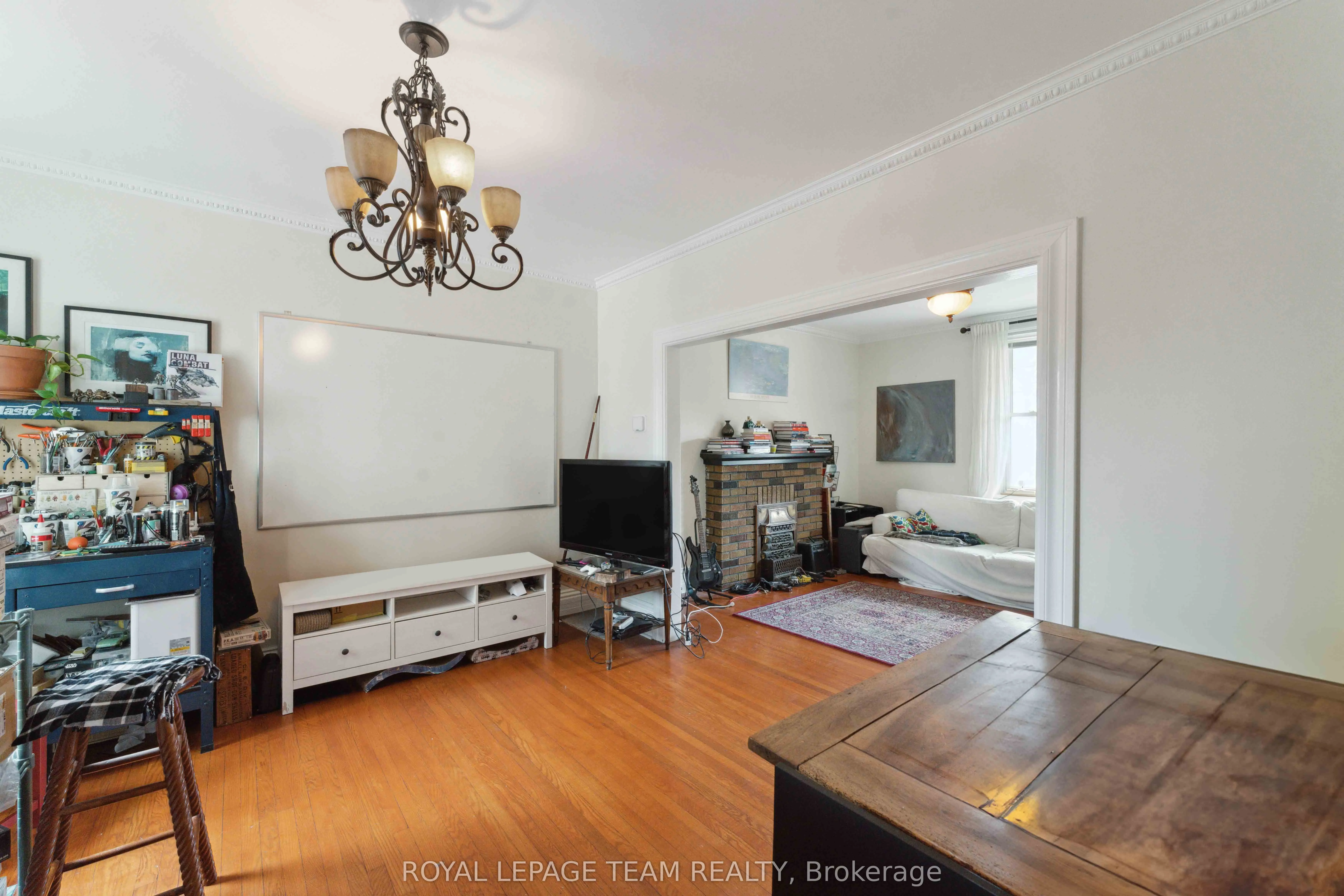 235 Cambridge Street N