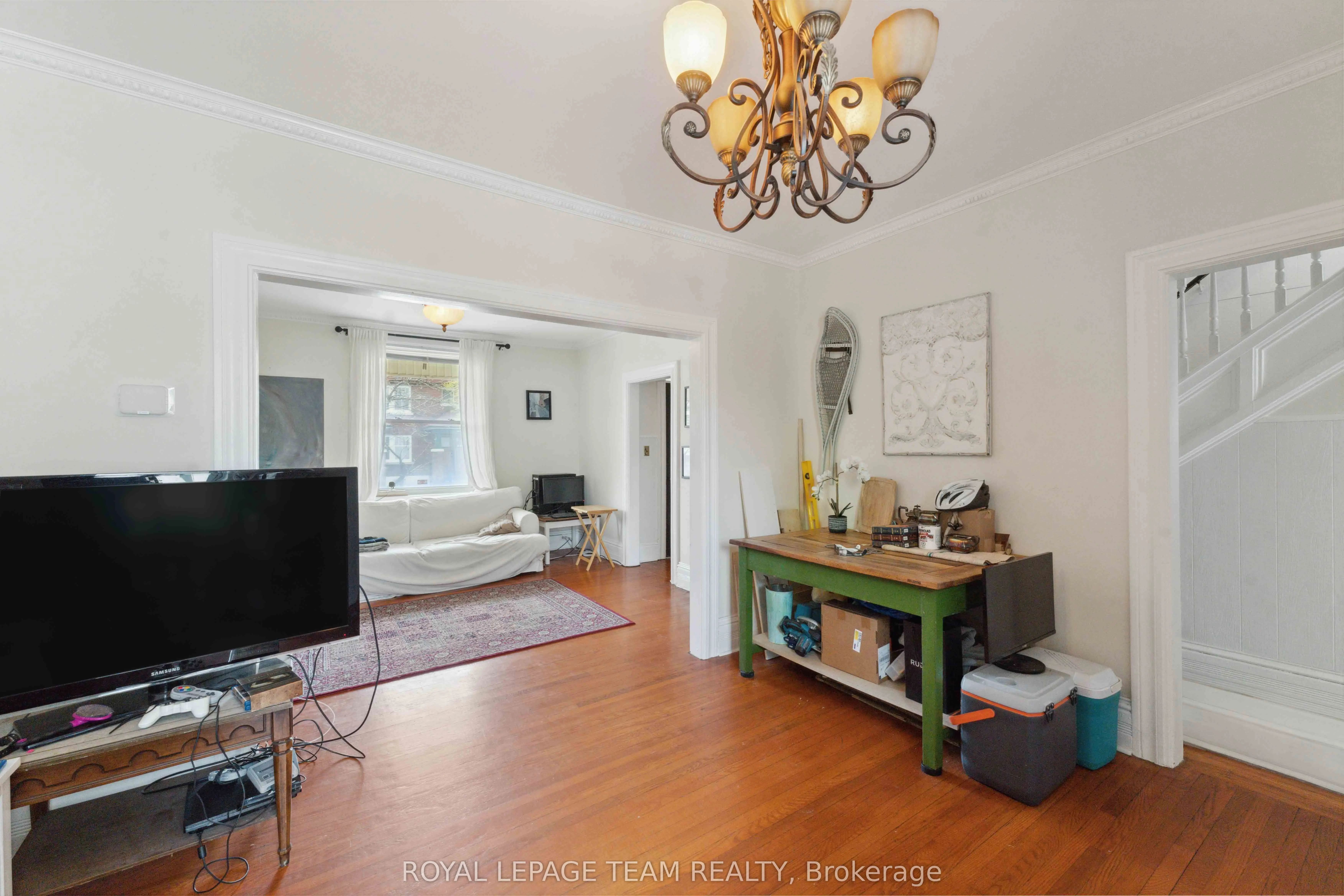 235 Cambridge Street N