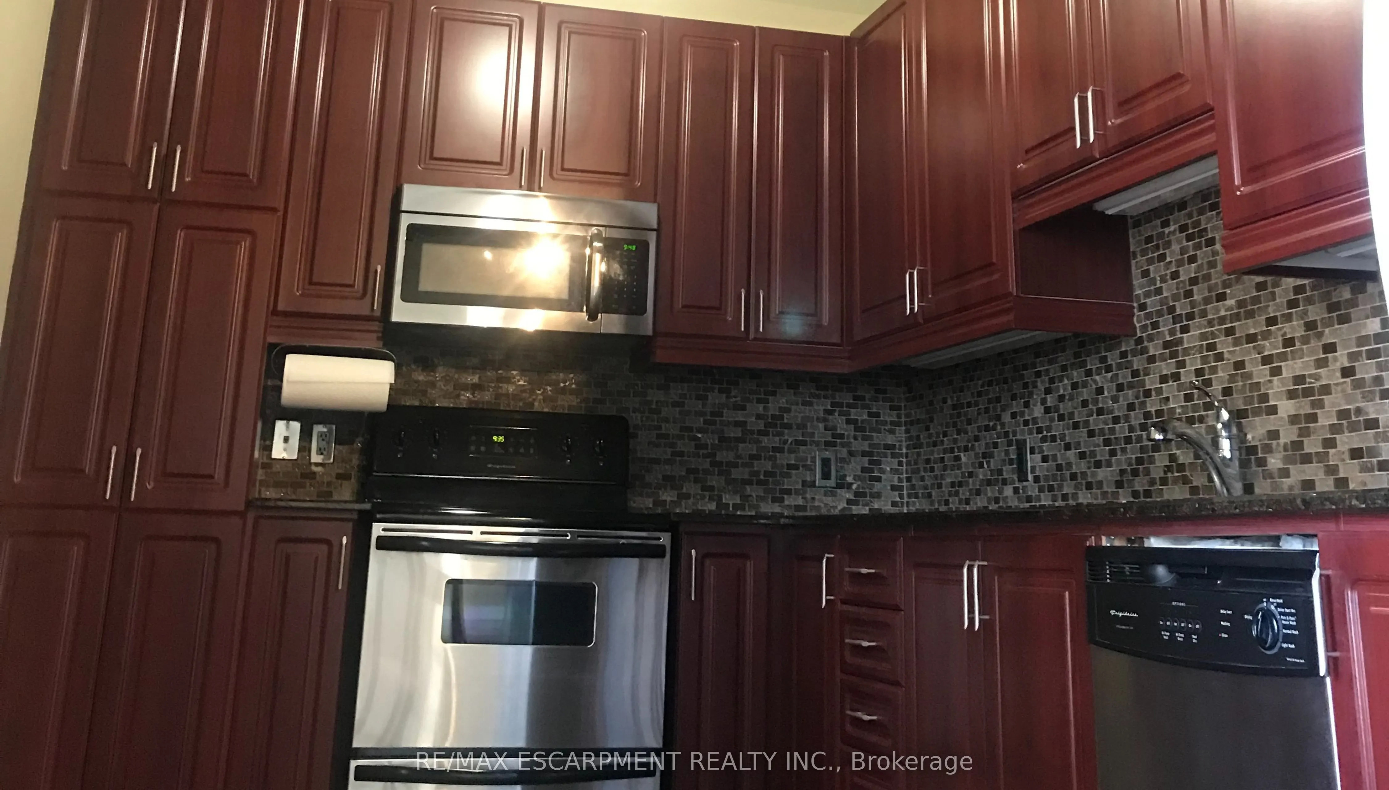 66 Bay Street S, #715