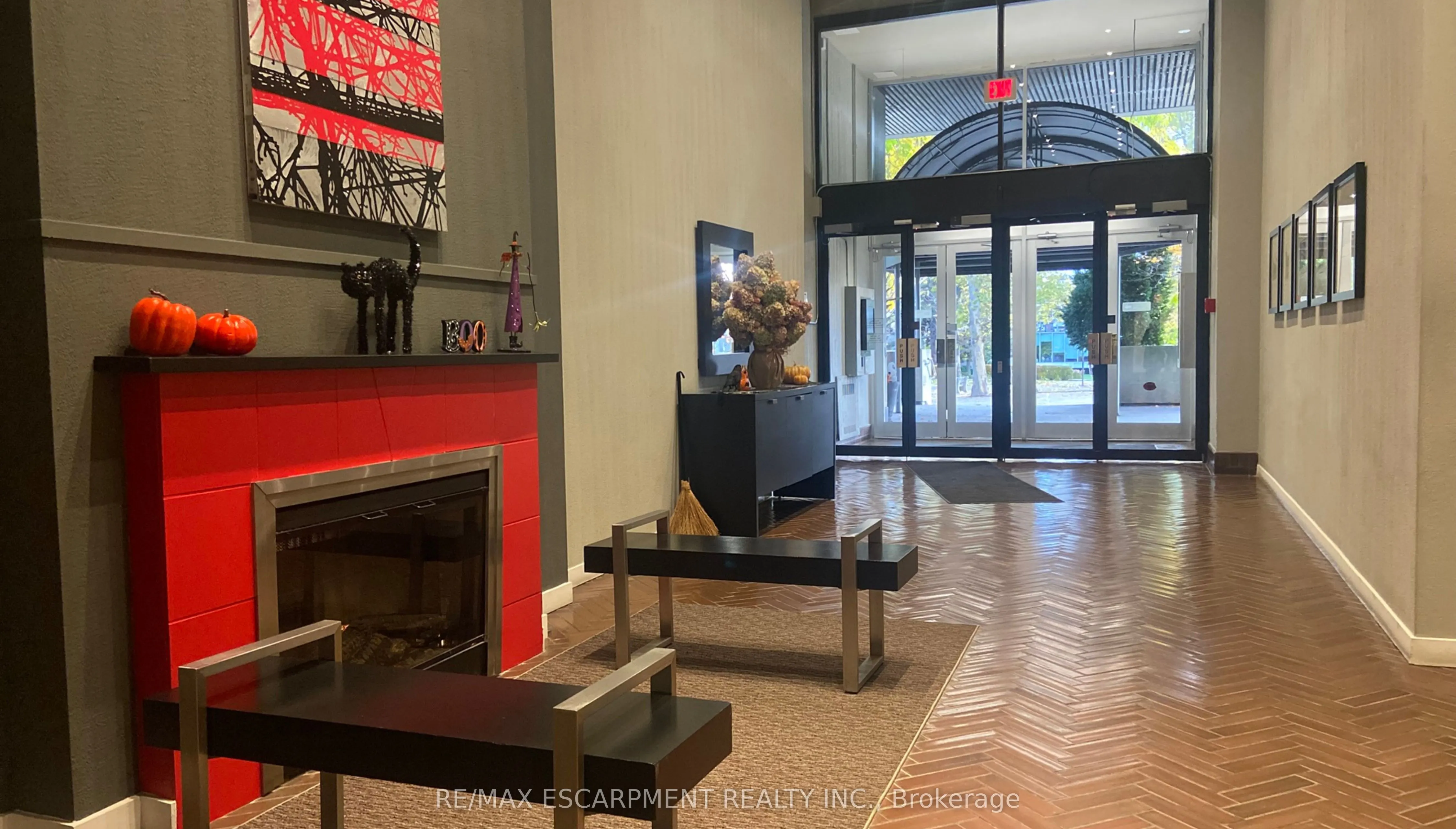 66 Bay Street S, #715