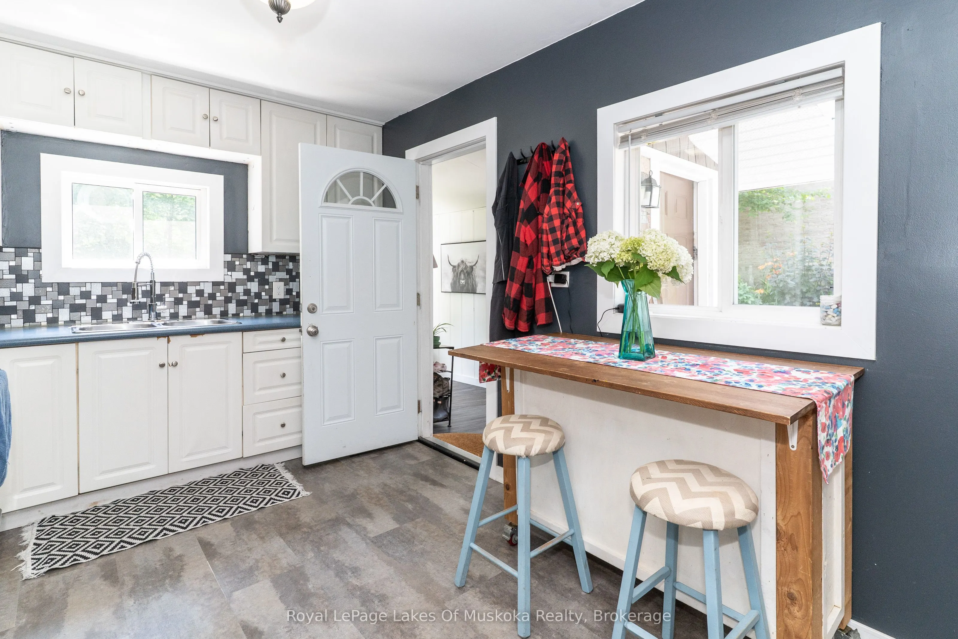 31 Florence Street W