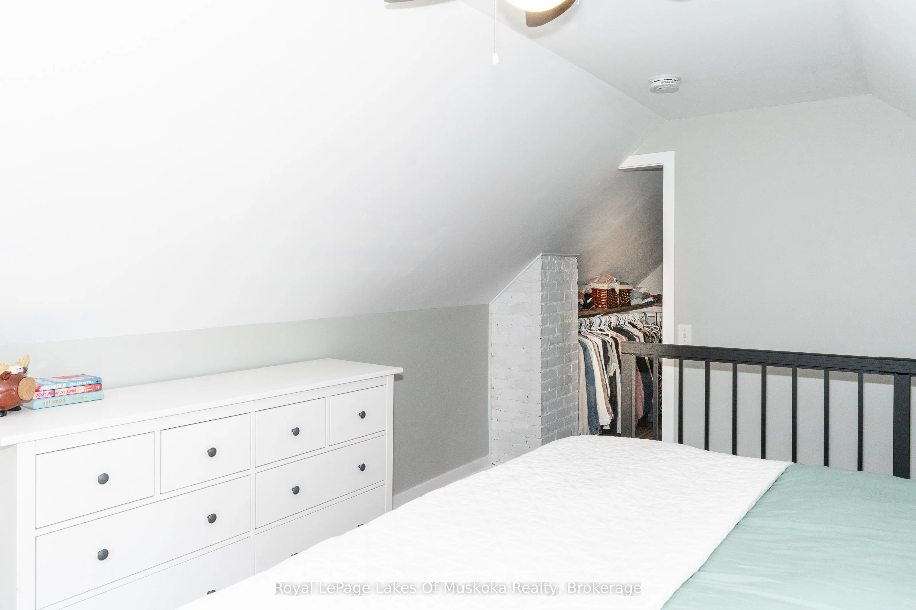 31 Florence Street W