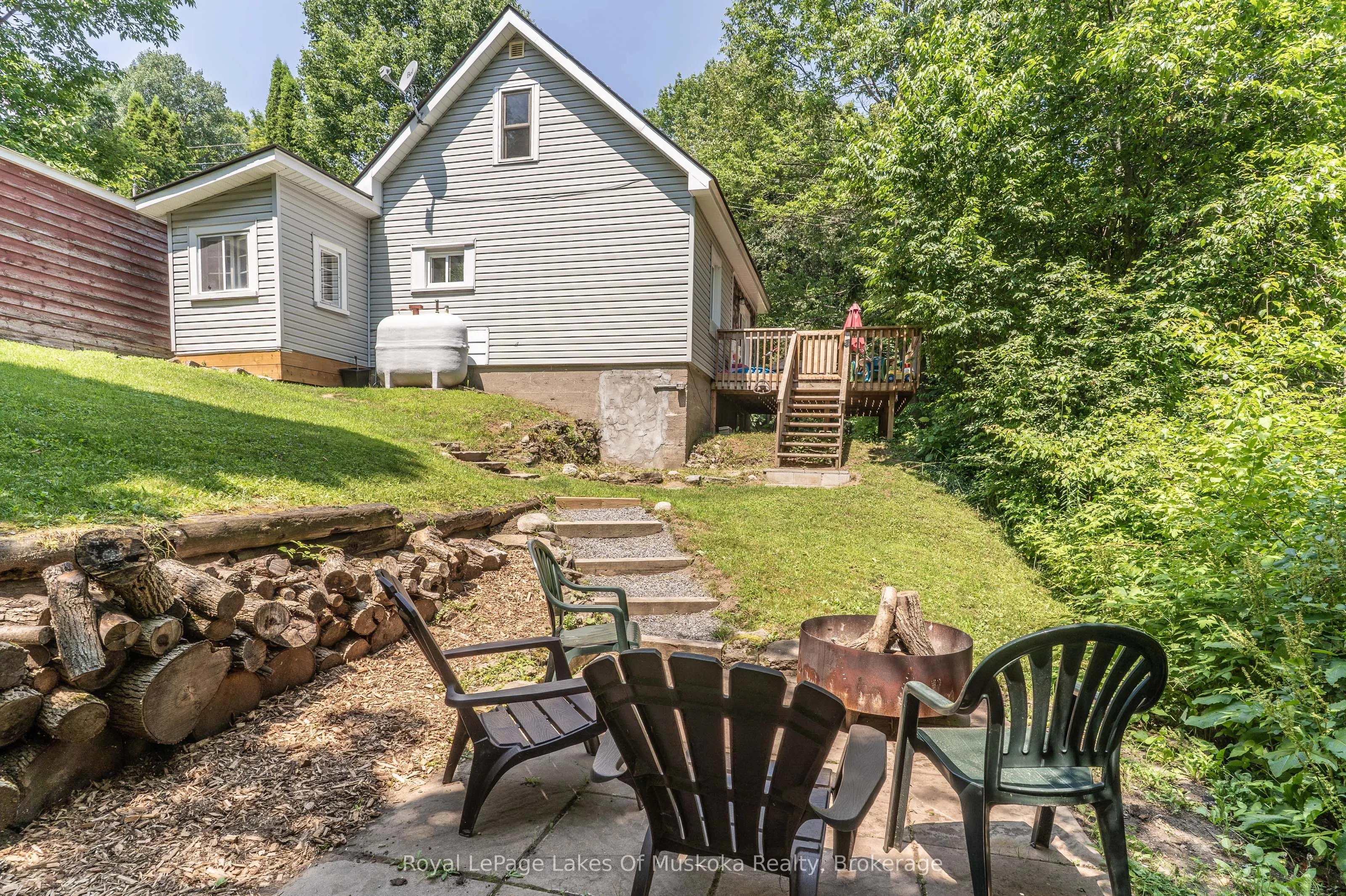 31 Florence Street W