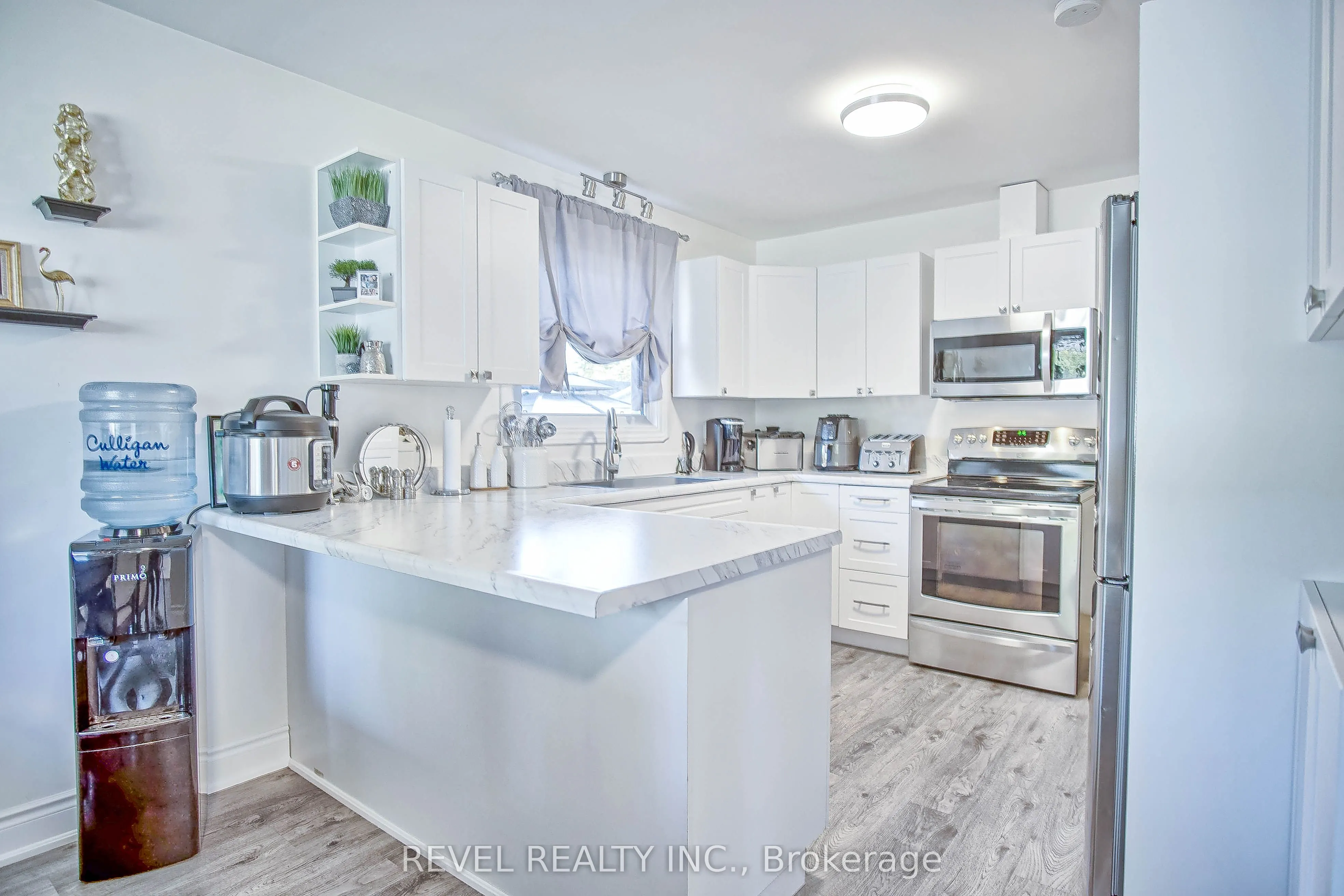 8060 Beaverdams Road N