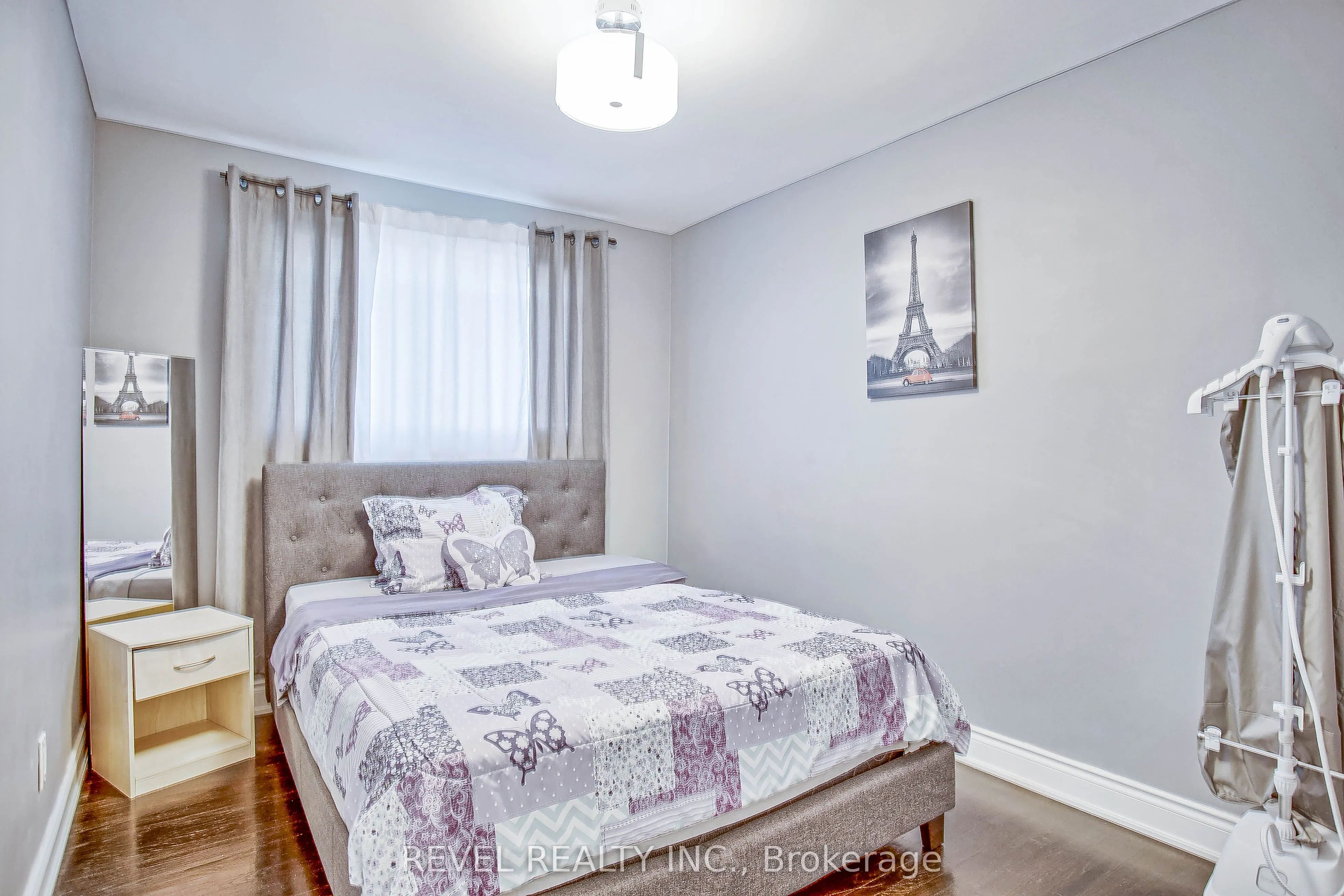 8060 Beaverdams Road N