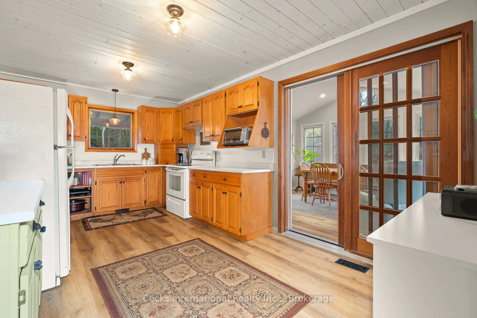 621 Chapman Strong Road